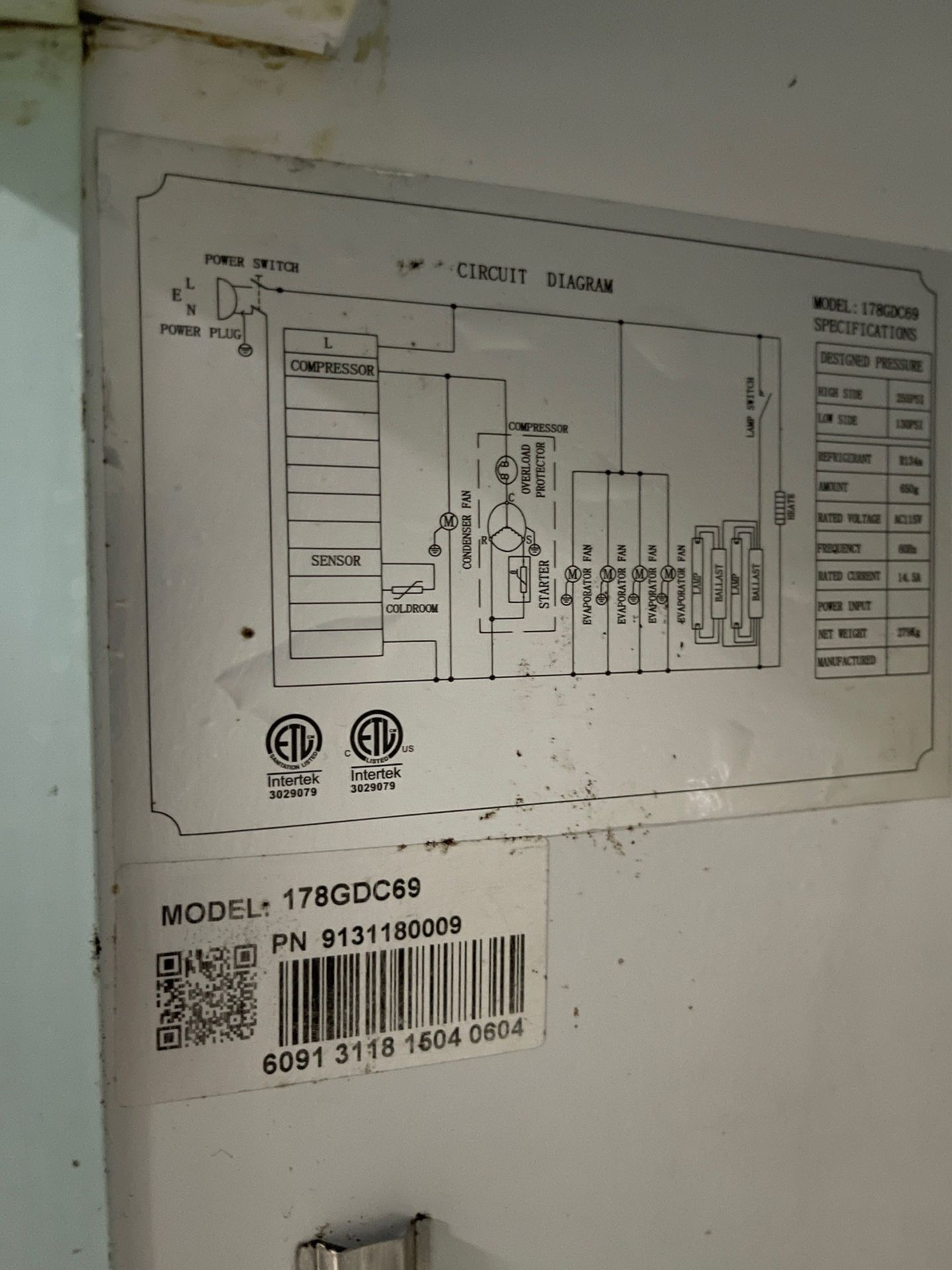 Avantco 3 Door Reach In Cooler, Model 178GDC69 | Rig Fee $100 - Image 3 of 3