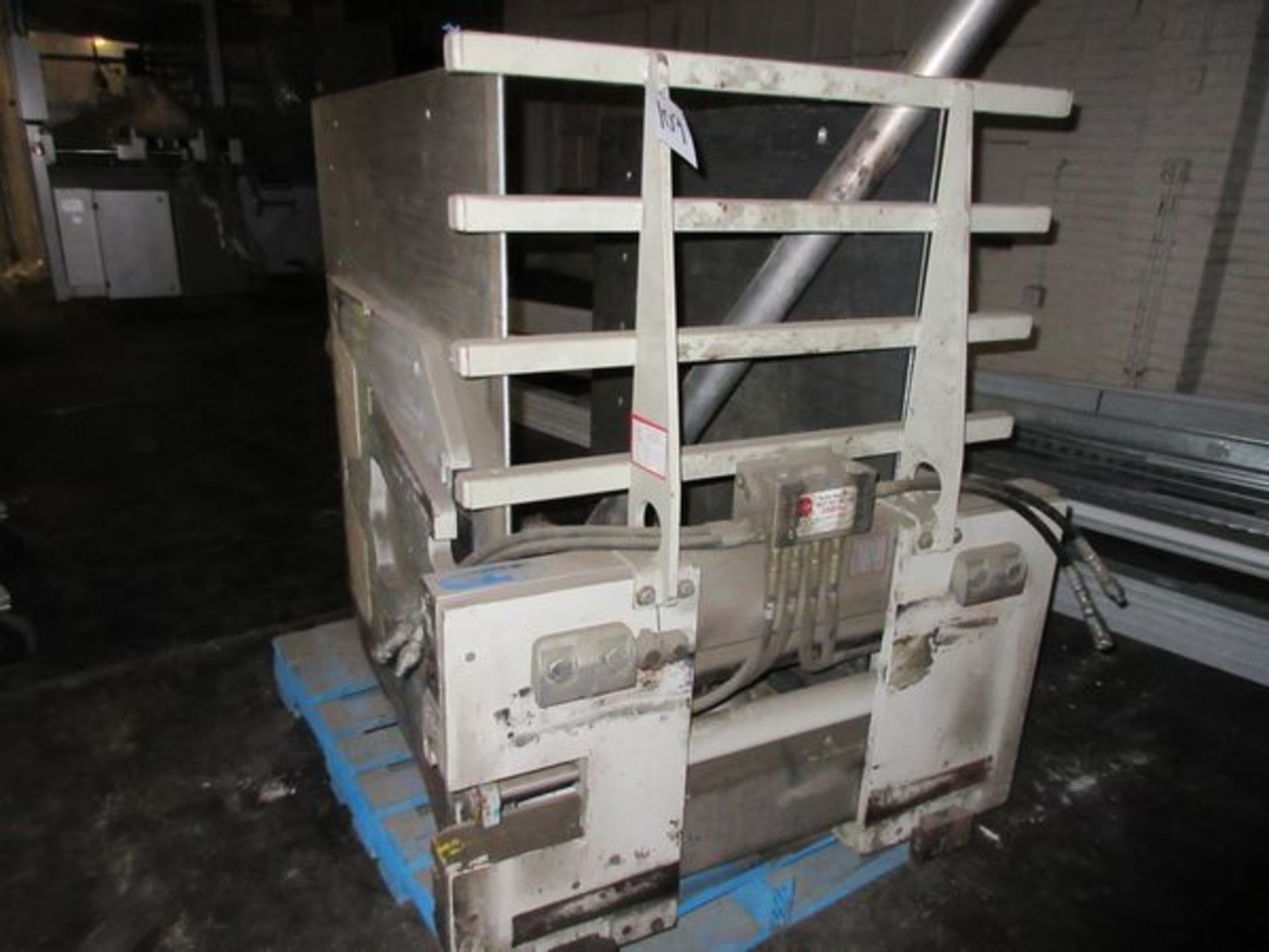 Cascade 35D-CCS-35QR2 Forklift Hyd Tote Carton Clamp Attachment, 3500 Lb. (Site Tag | Rig Fee $25 - Image 2 of 4