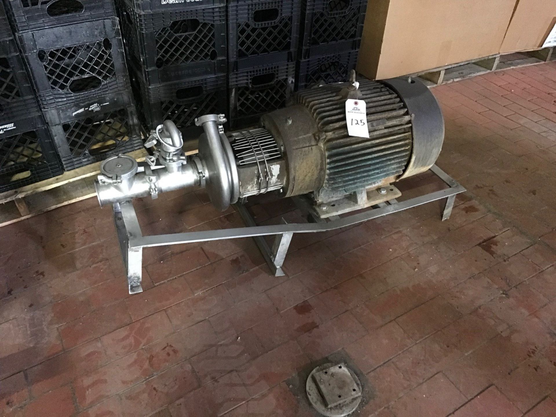 Triclover Model 218 Centrifugal Pump, 25 HP, 3in Inlet, 1.5in Outlet | Rig Fee $100