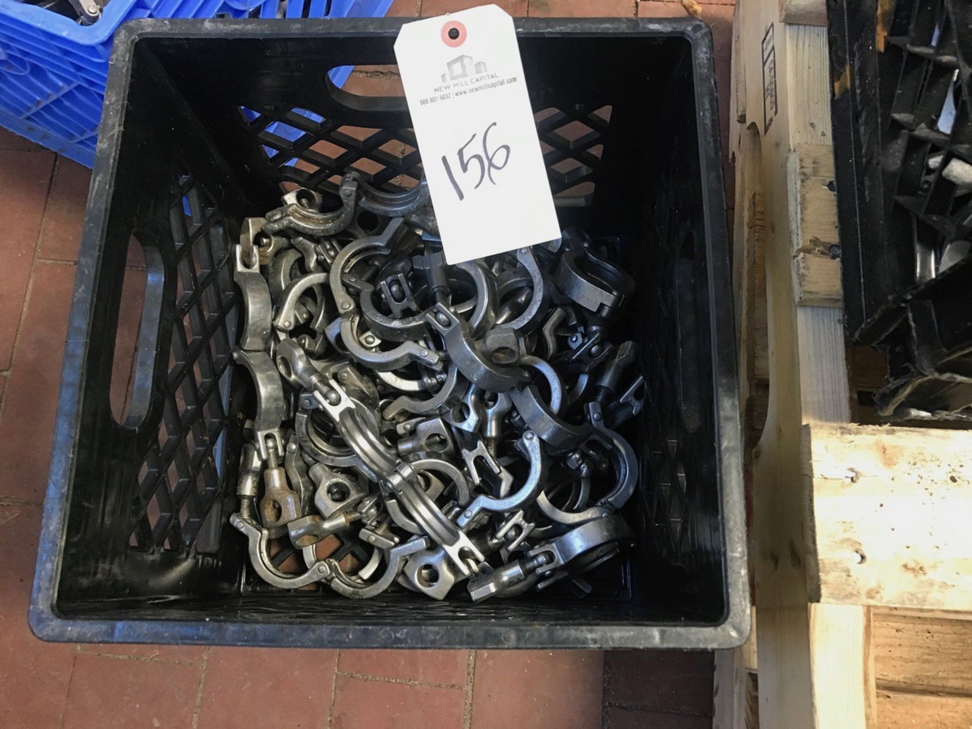 (50) 1.5in Clamps | Rig Fee $35