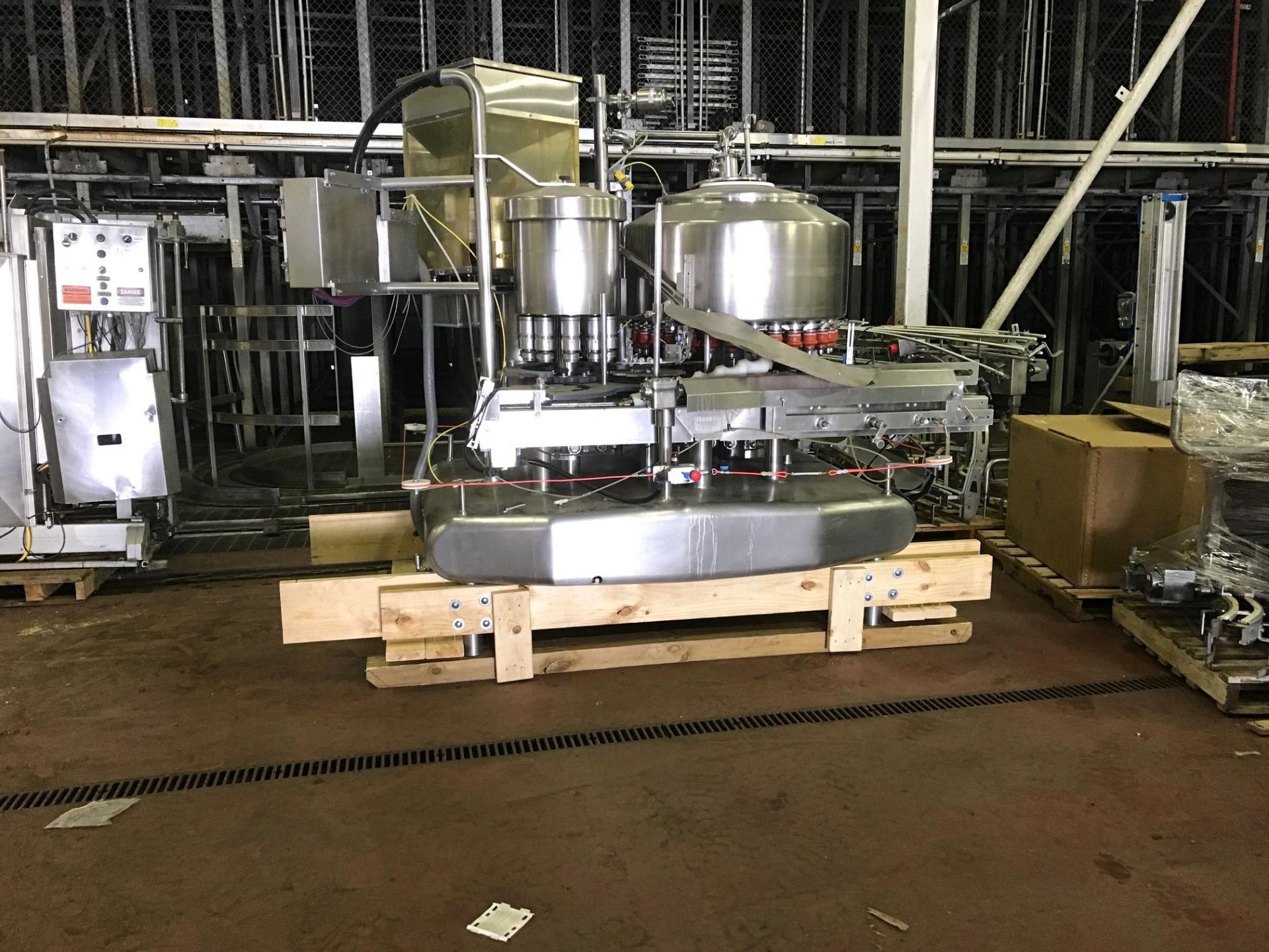 Federal 30 Head Small Bottle Filler Model 2256 SWSS 3/30.10 GL845, Bottle Screw | Rig Fee $750