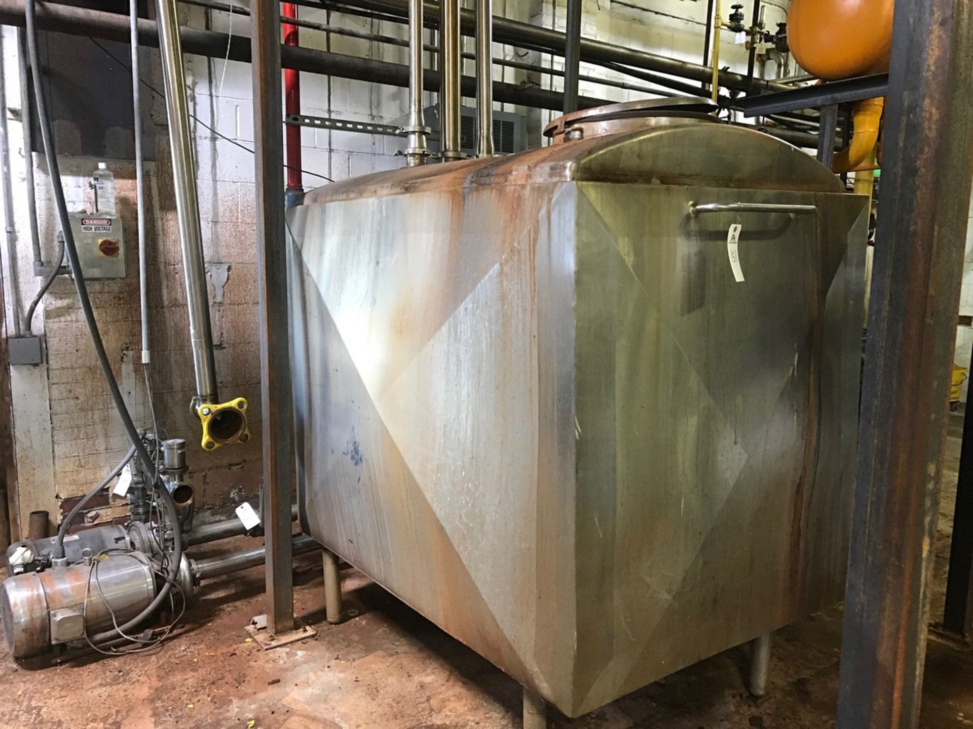 Stainless Steel Rectangular Tank, Approx 44in x 48in x 65in | Rig Fee $1500