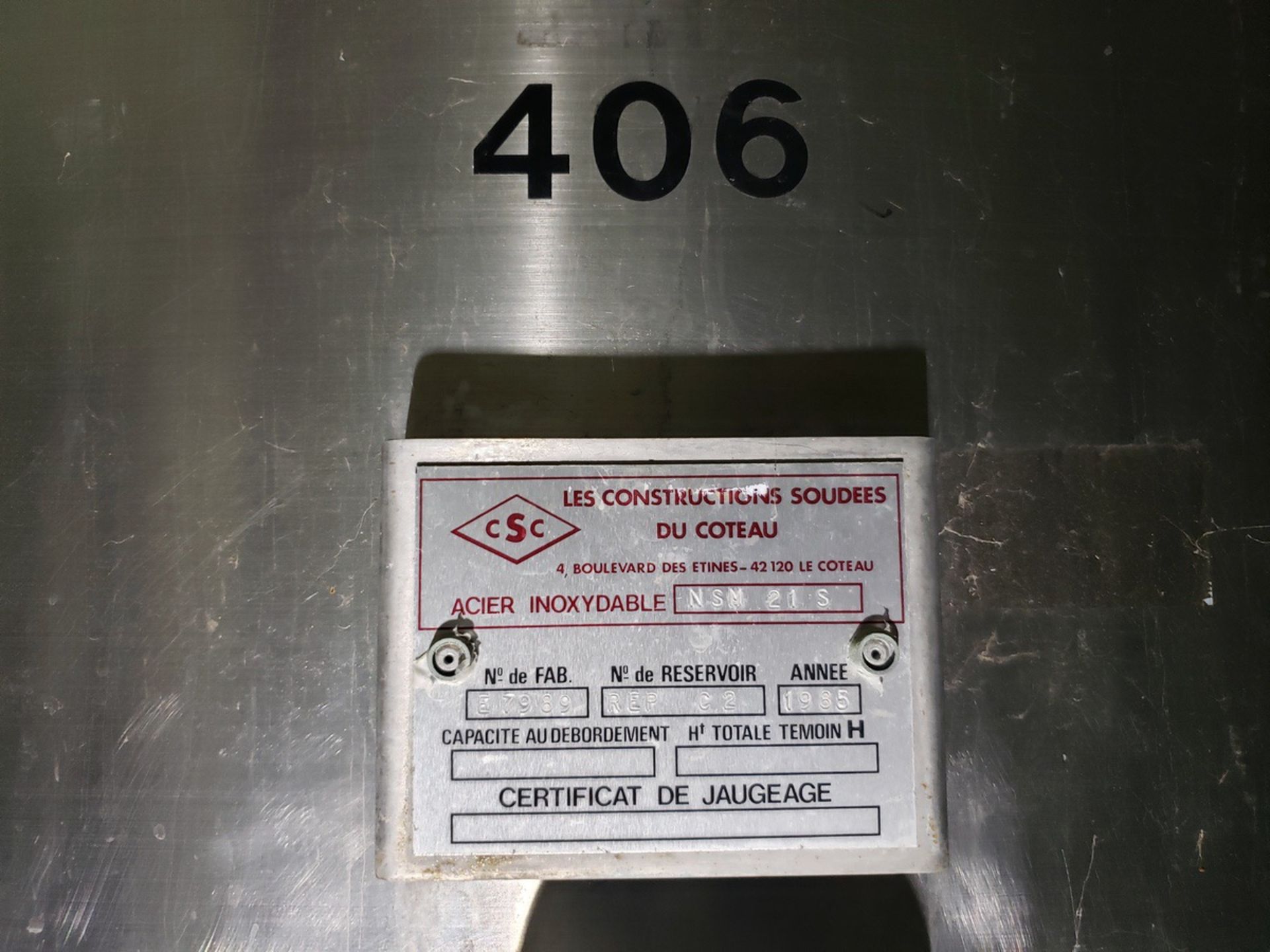 CSC 15,200 Gallon 316 Stainless Steel Dimple Band Jacket Holding Tank, 10' 2'' O.D | Rig Fee: $5000 - Image 2 of 6