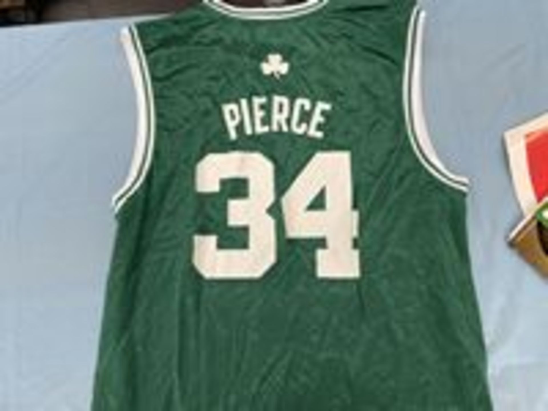 (Lot) Celtics c/o: Paul Peirce XL Rebook Replica Jersey NWT, 2008 Finals commemorative Program, 2008 - Image 3 of 3