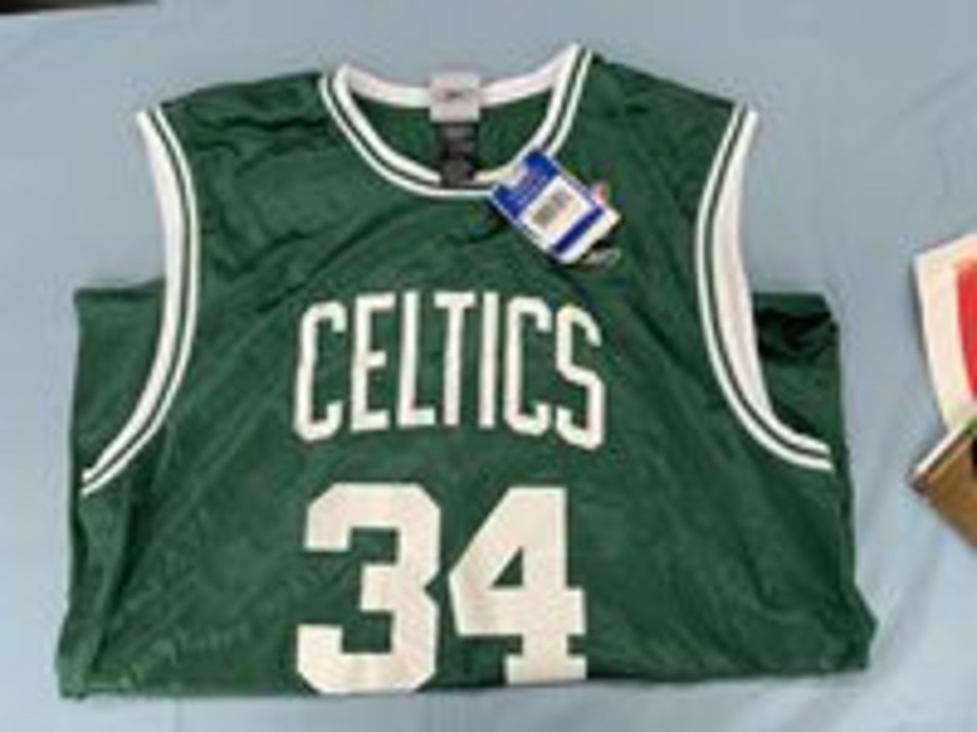 (Lot) Celtics c/o: Paul Peirce XL Rebook Replica Jersey NWT, 2008 Finals commemorative Program, 2008 - Image 2 of 3
