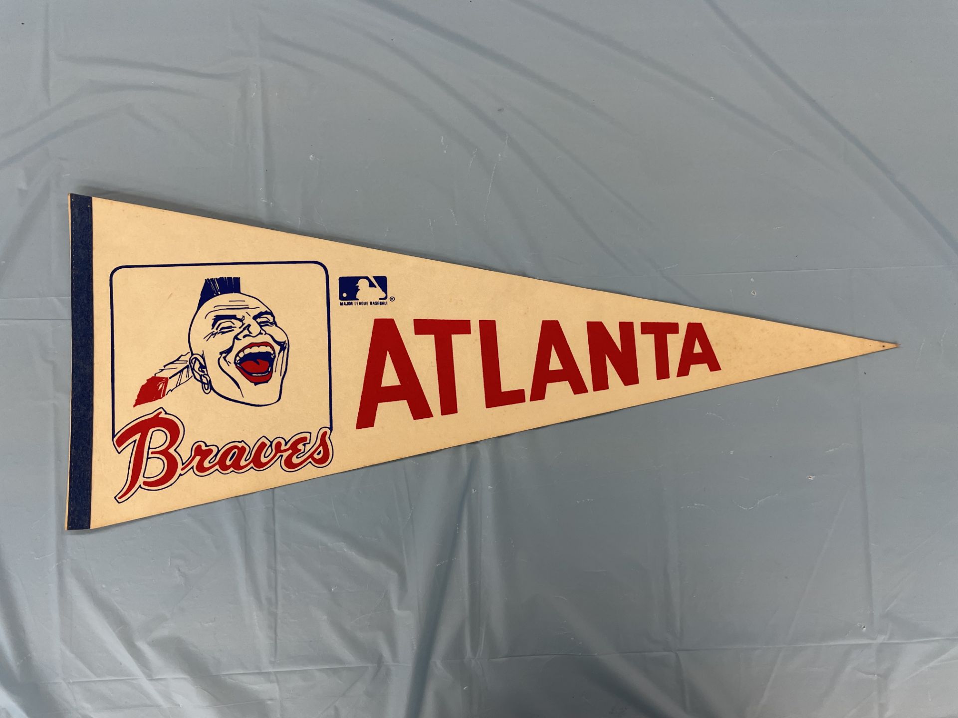 (Lot) Vintage Atlanta Braves Pennant