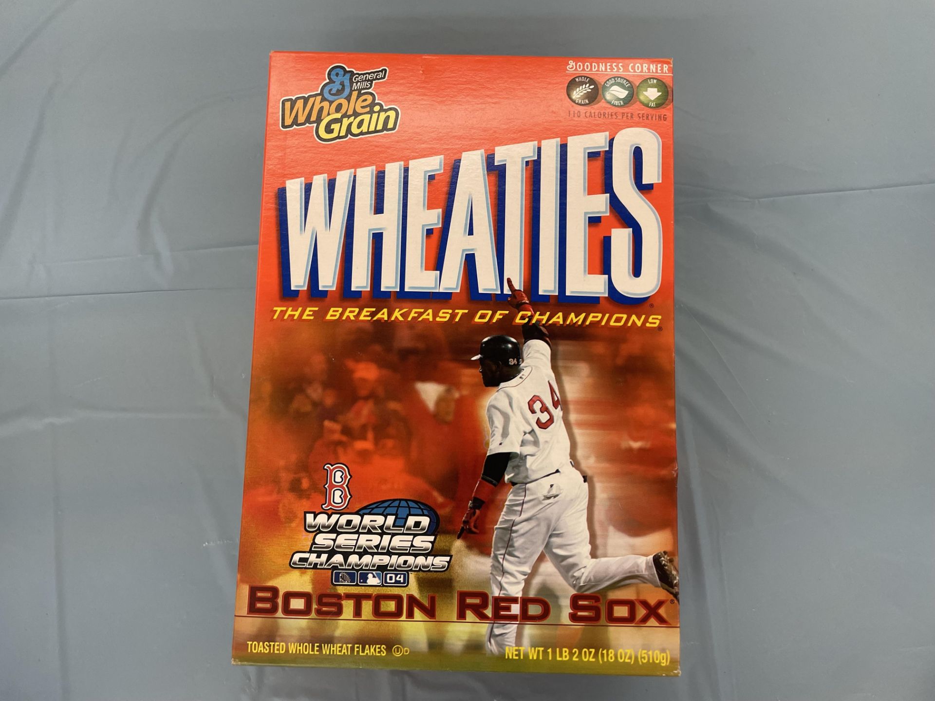 (Lot) David Ortiz Red Sox c/o: Red sox Wheaties 2004 Champion Box, 2013 Champions cup, 2013 World - Image 3 of 16