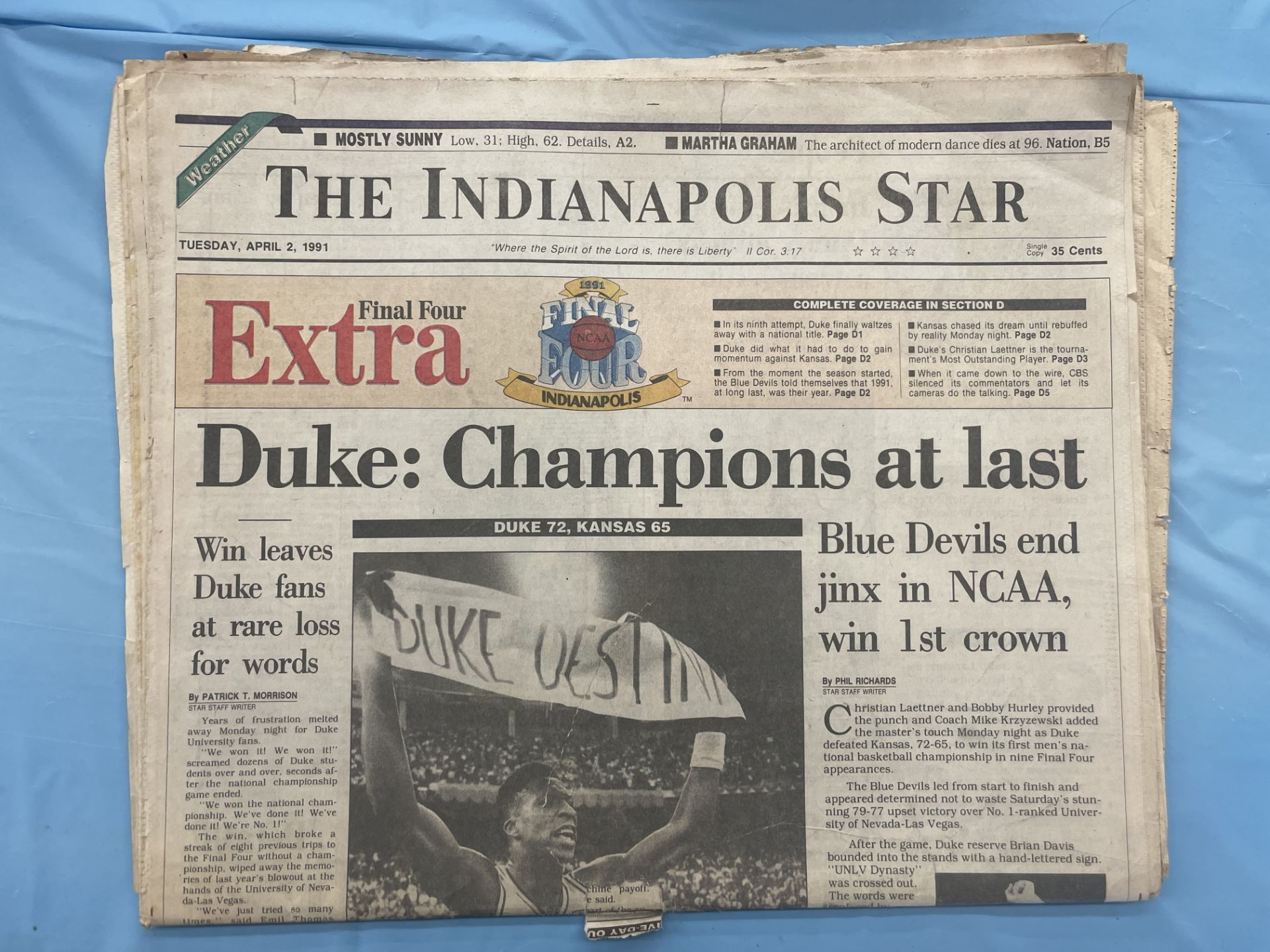 (Lot) Duke c/o: 1991 Duke Basketball National Champions Coke bottle, Plastic Commemorative cup, (15) - Image 3 of 6
