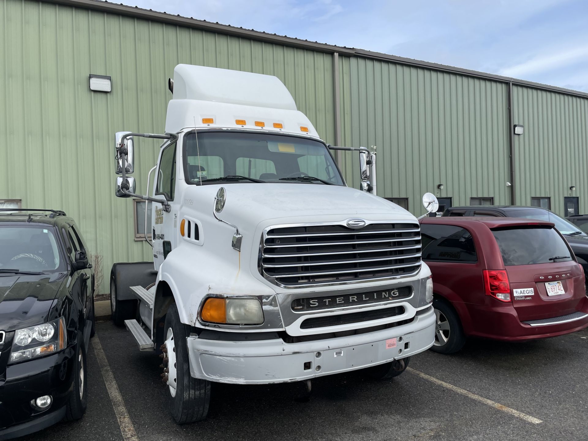 2006 Sterling A9500 Day Cab Tractor w/ 13 Speed Road Ranger Transmission, 378,793 miles - Image 6 of 8