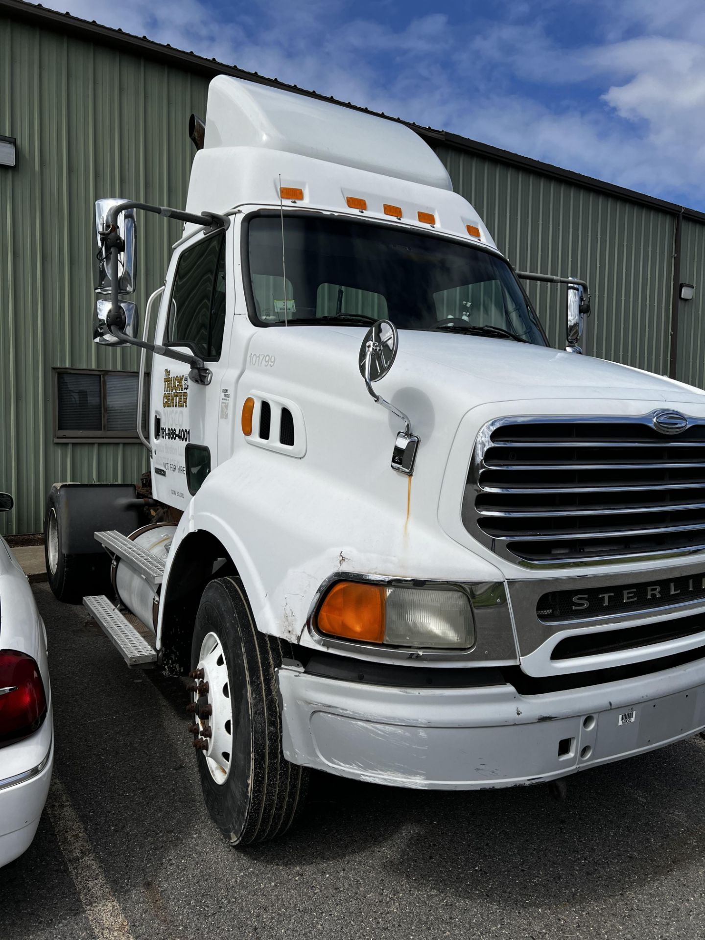 2006 Sterling A9500 Day Cab Tractor w/ 13 Speed Road Ranger Transmission, 378,793 miles - Image 2 of 8