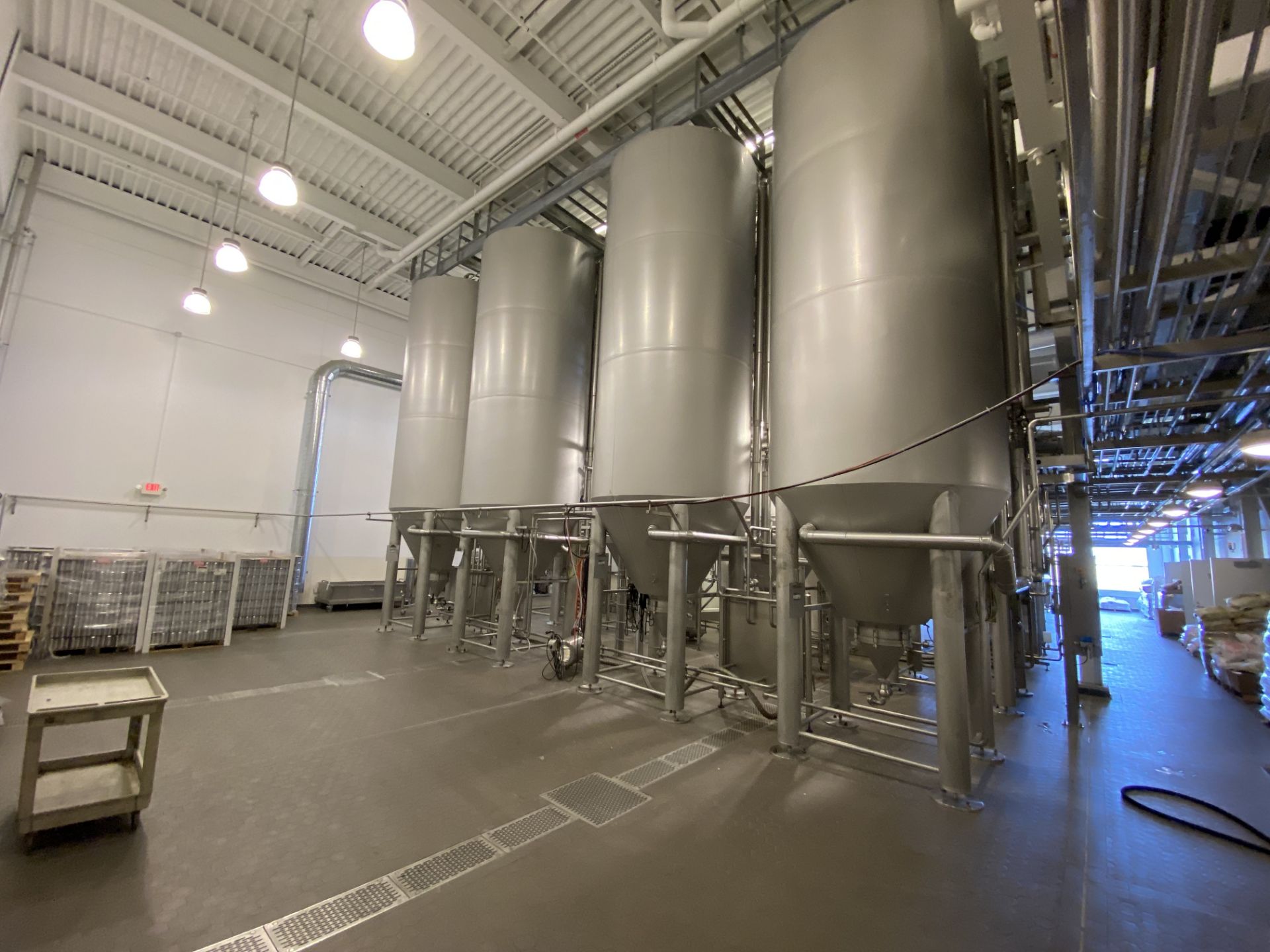 BREWERY LOT OFFERING CONSISTING OF BREW HOUSE, (8) FERMENTATION TANKS, SEE FULL DESCRIP - Image 9 of 41