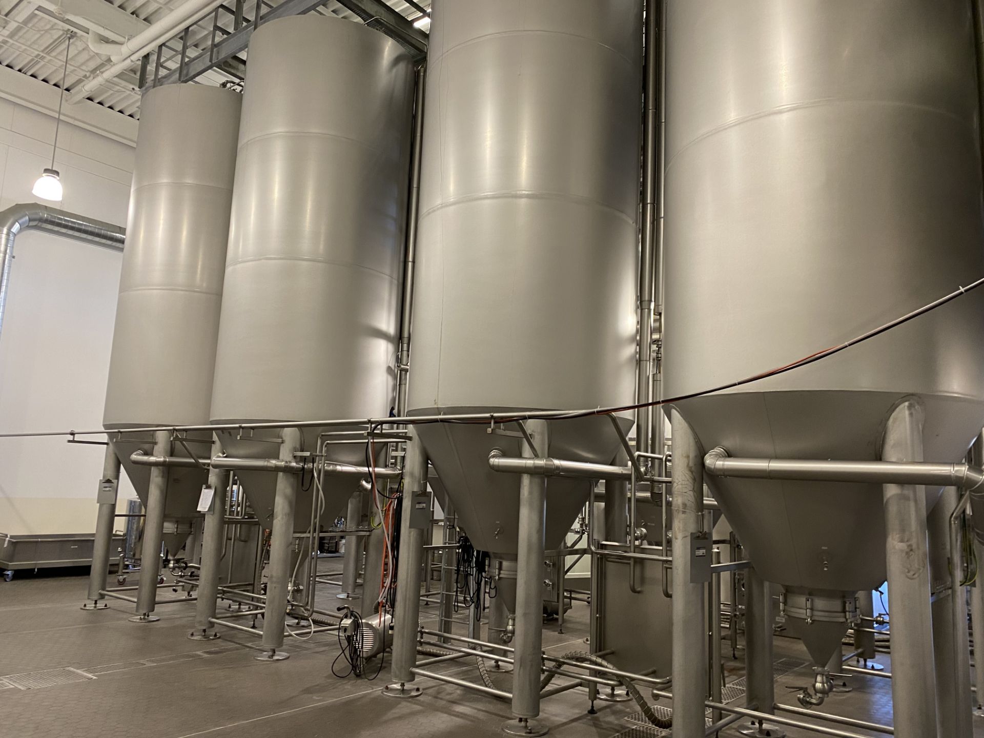BREWERY LOT OFFERING CONSISTING OF BREW HOUSE, (8) FERMENTATION TANKS, SEE FULL DESCRIP - Image 3 of 41