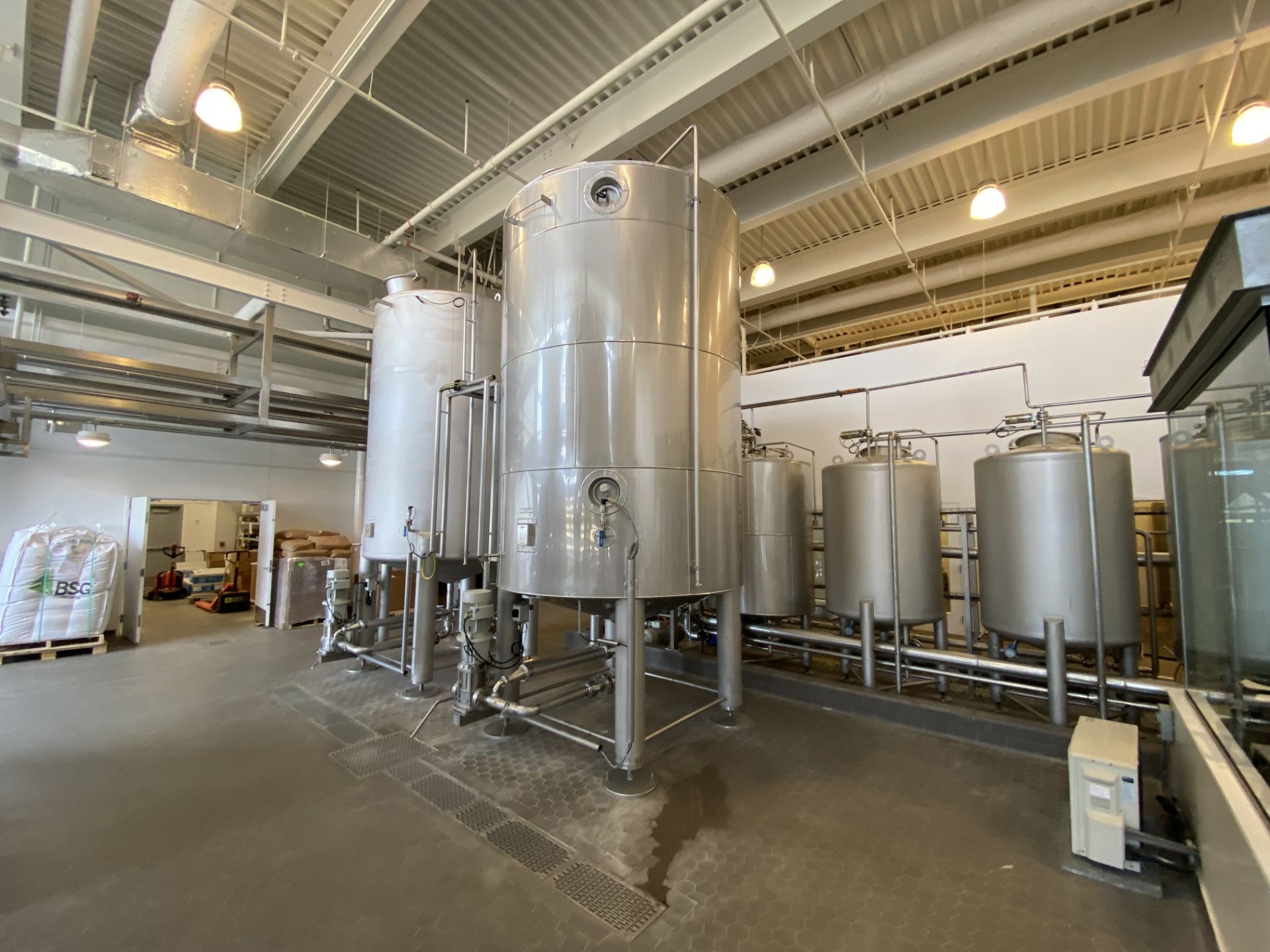 BREWERY LOT OFFERING CONSISTING OF BREW HOUSE, (8) FERMENTATION TANKS, SEE FULL DESCRIP - Image 2 of 41