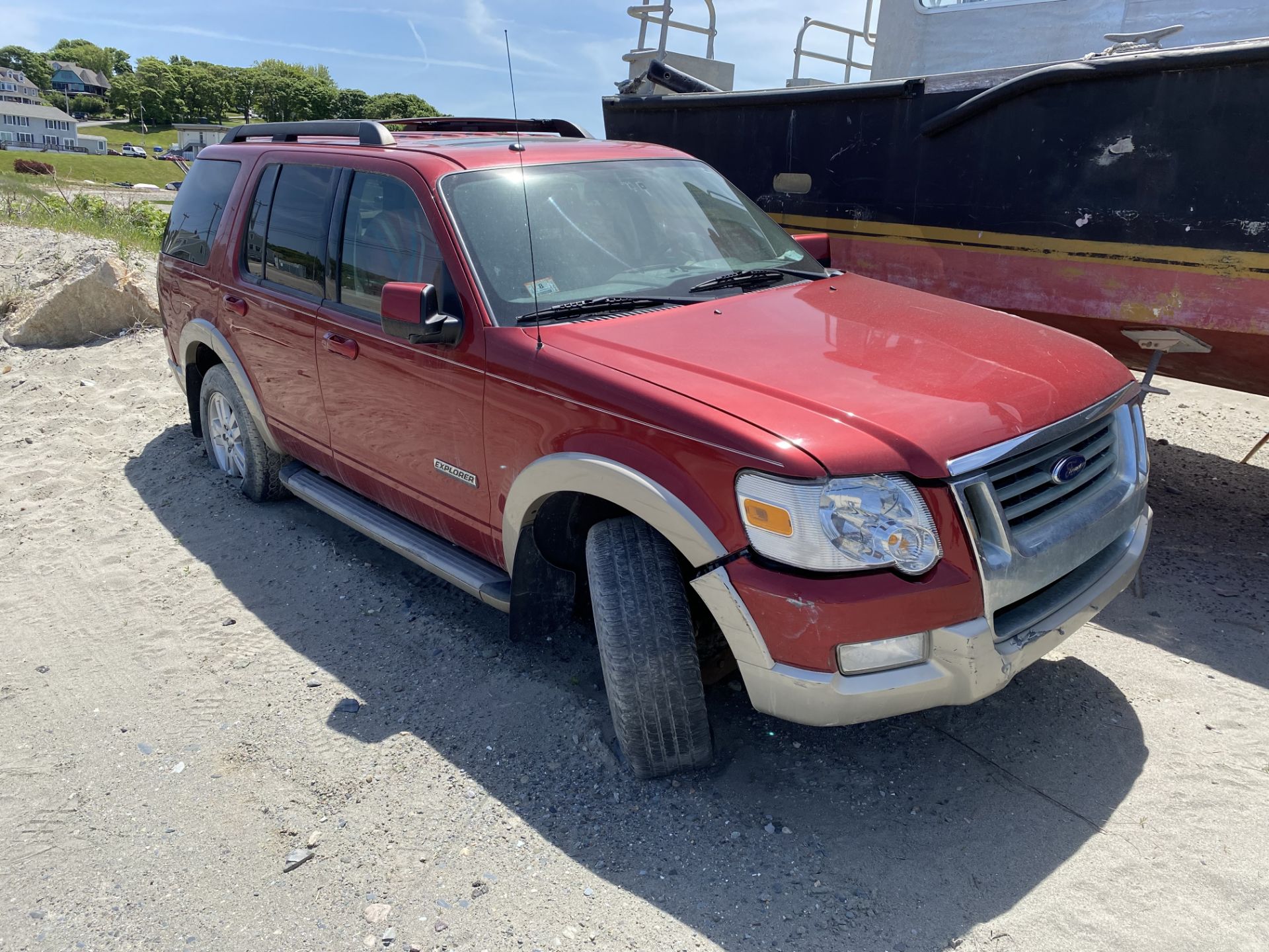 2008 Ford Explorer Eddie Bauer Edition, 4 x 4, Leather, Glass Roof, Ocean Salvage Vehicle w/
