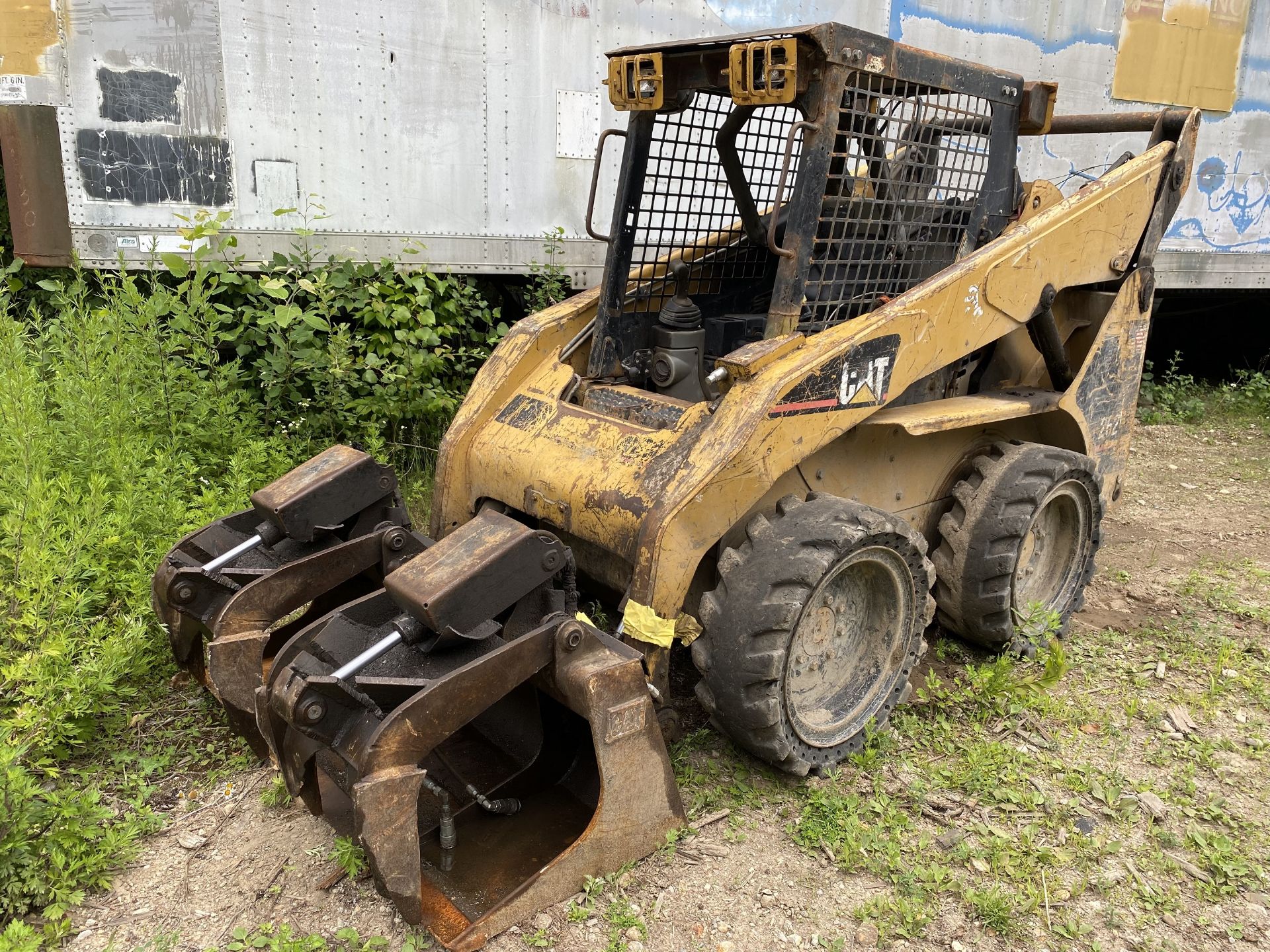 CAT 262 Rubber Tired Skid Steer, Diesel, w/60" Grapple Bucket, Hrs: 2,158, P/N: 00262KCED01186 ( - Image 2 of 11