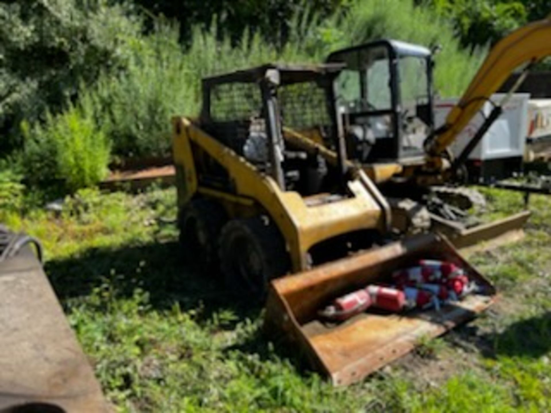 CAT 216 Rubber Tired Skid Steer, Diesel, Hrs: 2,005, 72" Bucket, P/N: 4NZ00497 (STARTS) - Image 2 of 5