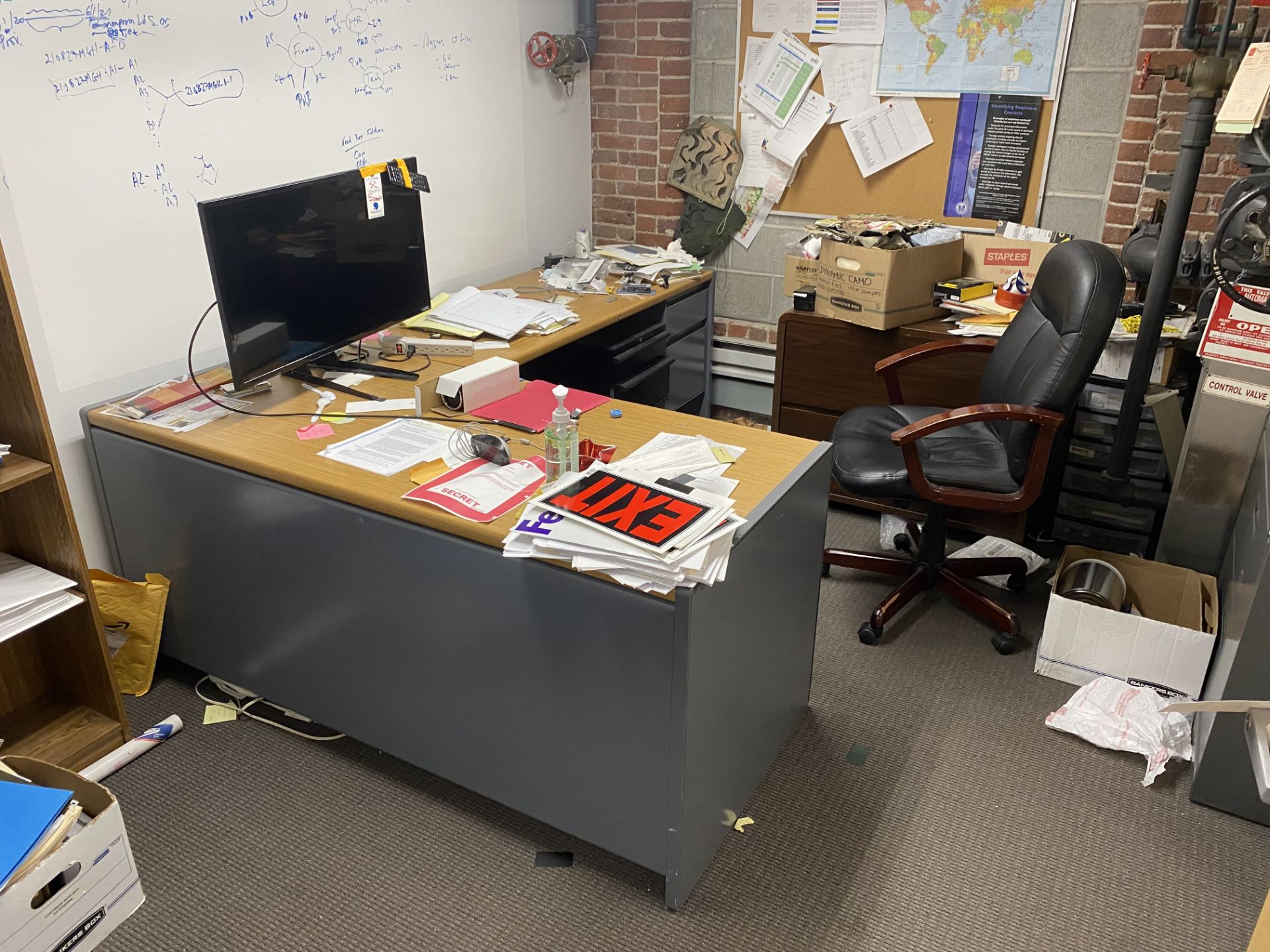 {LOT} Balance in Office c/o: Desk, Chair, File & Bookcase