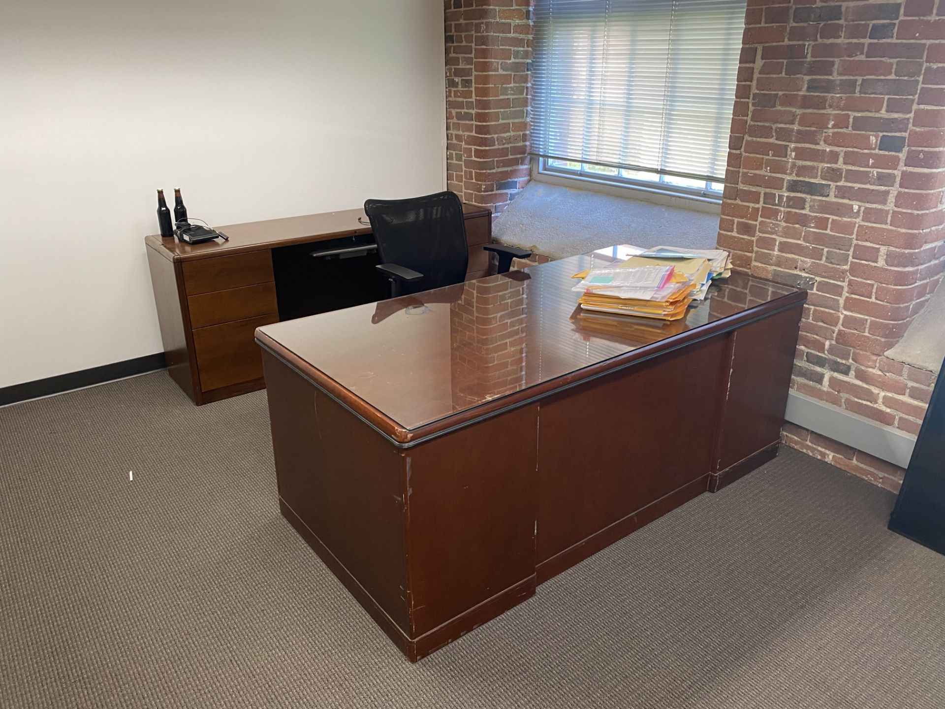 {LOT} Balance in Office c/o: Double Pedestal Wood Desk, Wood Credenza & Swivel Arm Chair