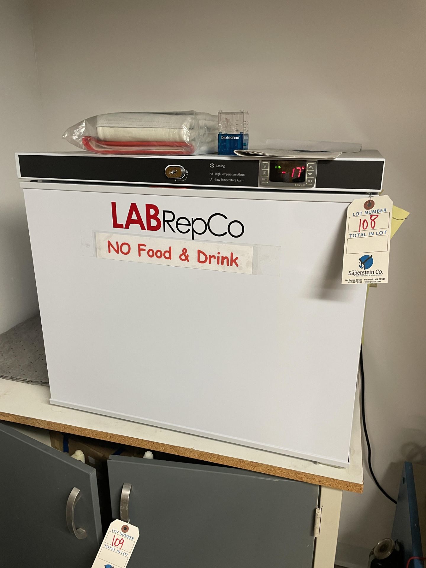 Labrepco #LHP2FA Counter Top Freezer