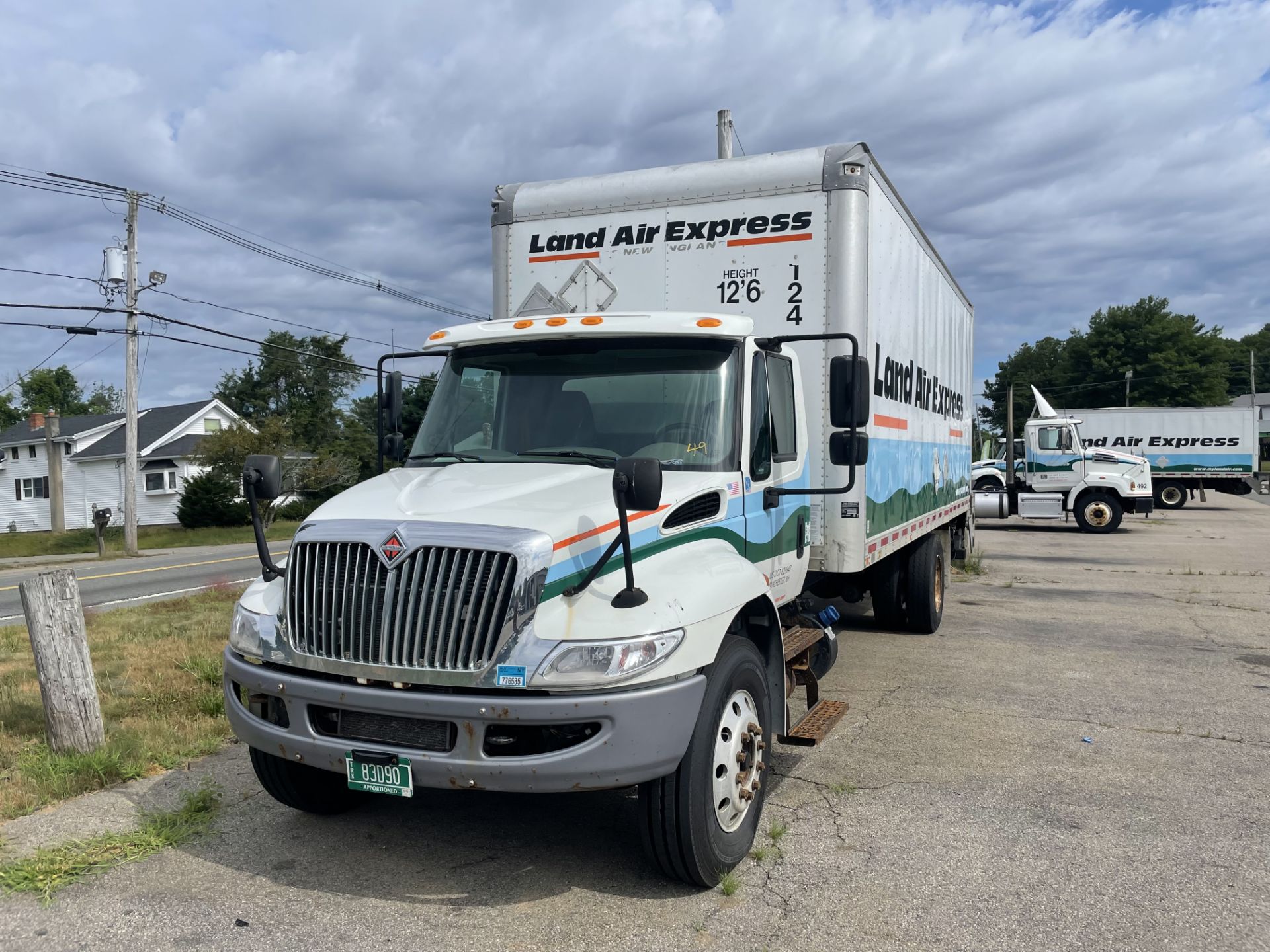 2016 International 4300 Straight Truck, W/ Lift Gate Odom: 299,605, Vin#: 3HAMMMMN3GL229574