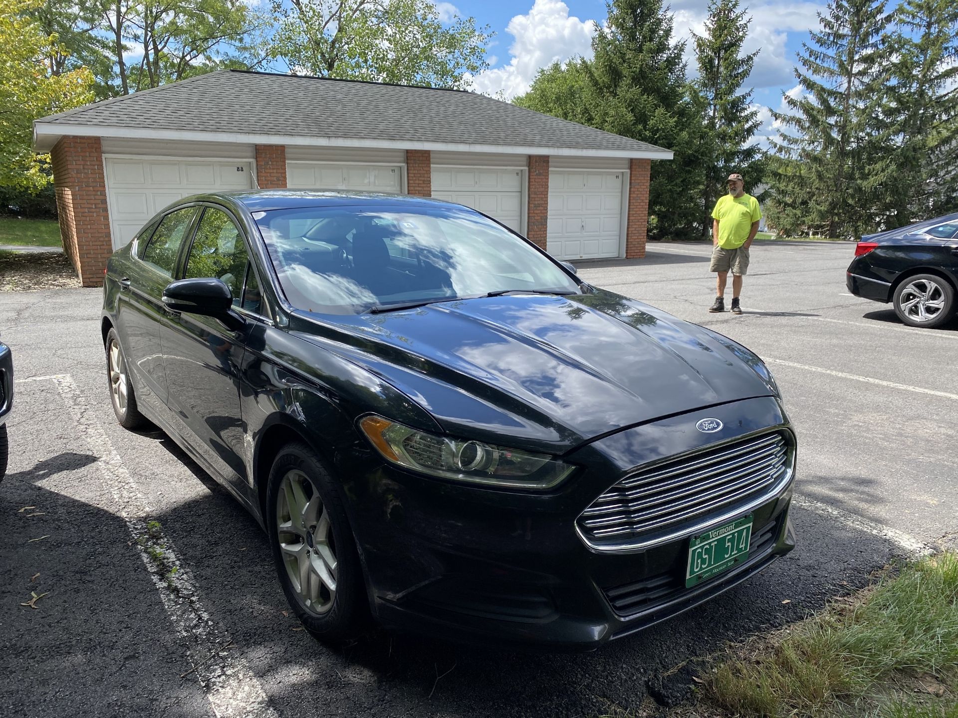 2014 Ford Fusion SE, Odom: 185,463, Vin#: 1FA6P0H73E5389921 (ITEM LOCATED IN ALBANY, NY) - Image 2 of 11