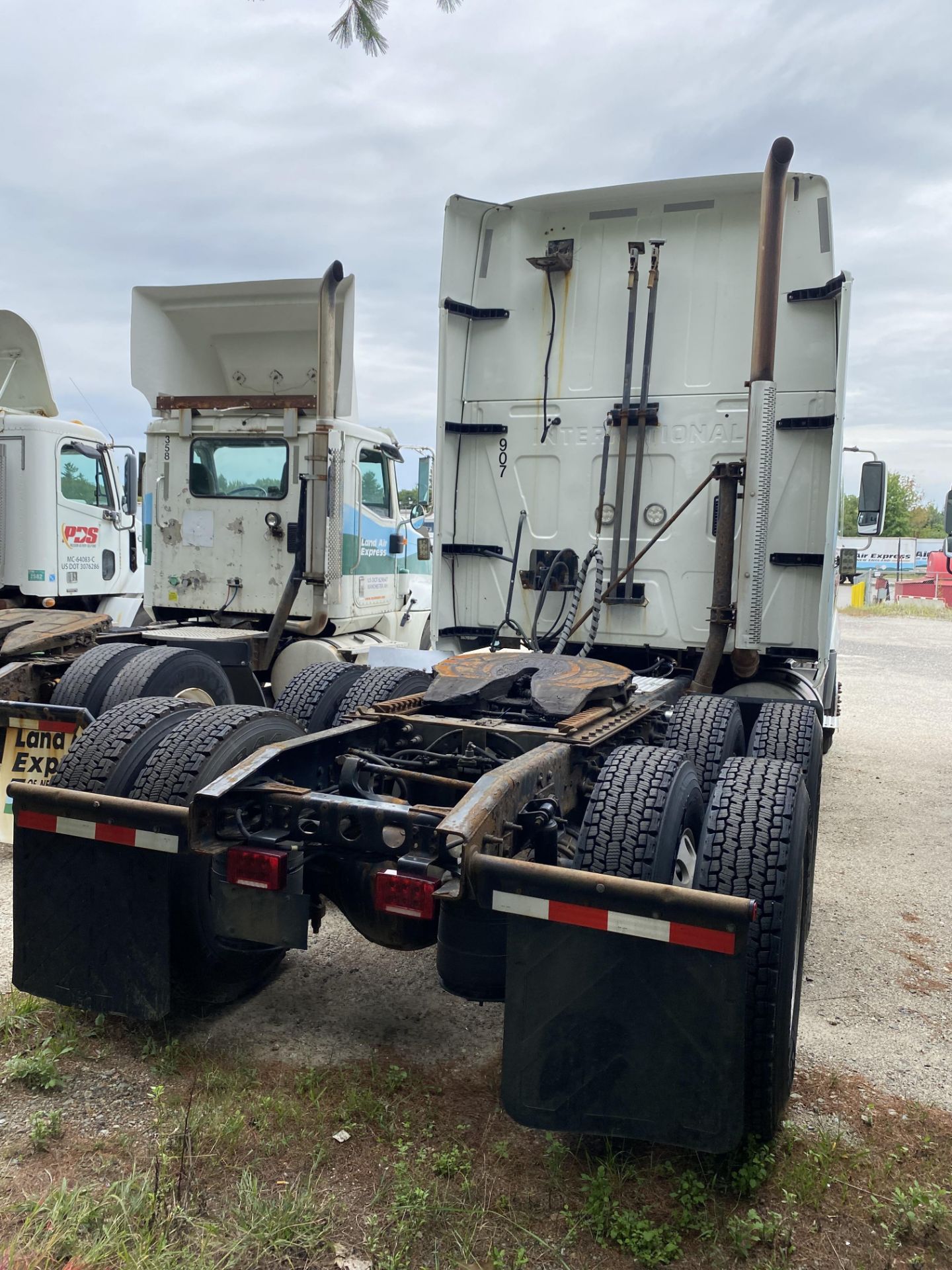 2013 International Pro Star +122, 10 Wheel 6 x 4 Sleeper Tractor, 10 Speed Hi Lo Eaton Fuller Trans, - Image 26 of 30