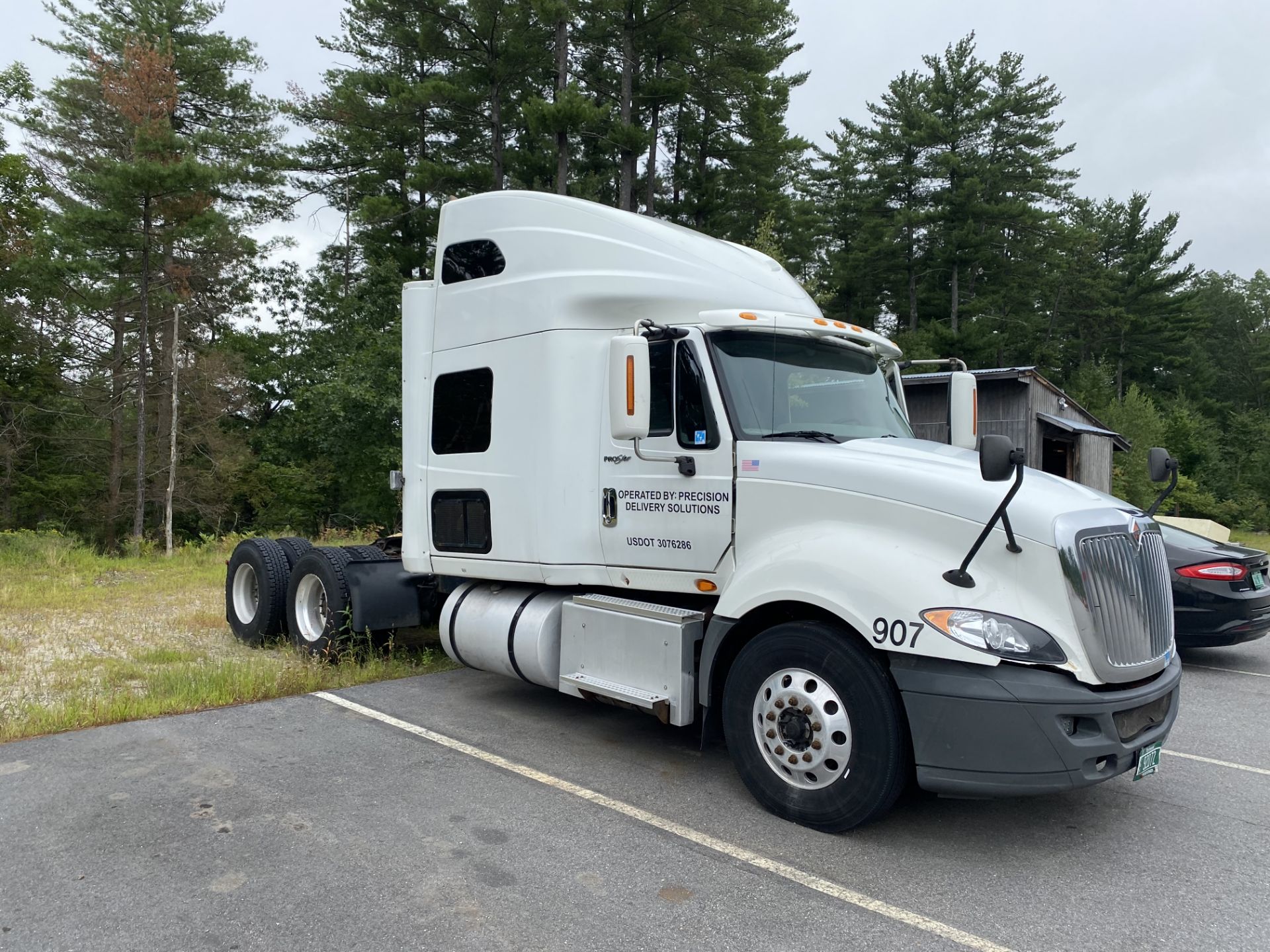 2013 International Pro Star +122, 10 Wheel 6 x 4 Sleeper Tractor, 10 Speed Hi Lo Eaton Fuller Trans,