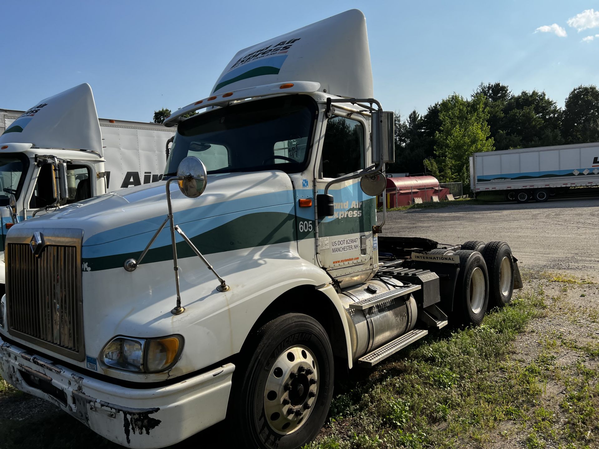 2007 Int'l 9200 iSBA 6 x 4, 6 Wheel, Day Cab, Eaton 10 Speed HI LO, Cummins CM870, GVWR: 52,000