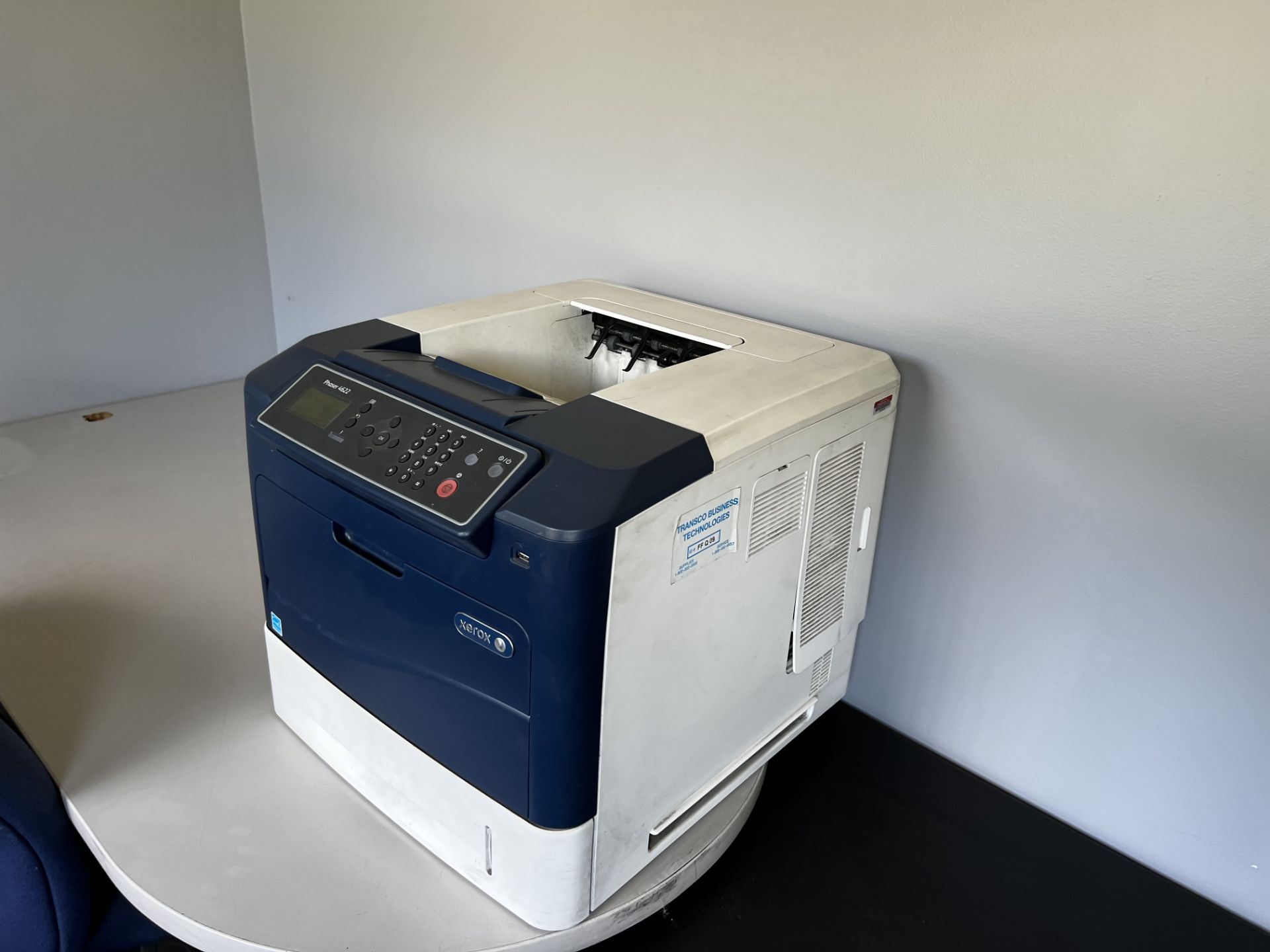 {LOT} - In Office: Desks - Chairs - Files - Printer MUST TAKE ALL (NO COPIER, NO PC'S) - Image 6 of 8