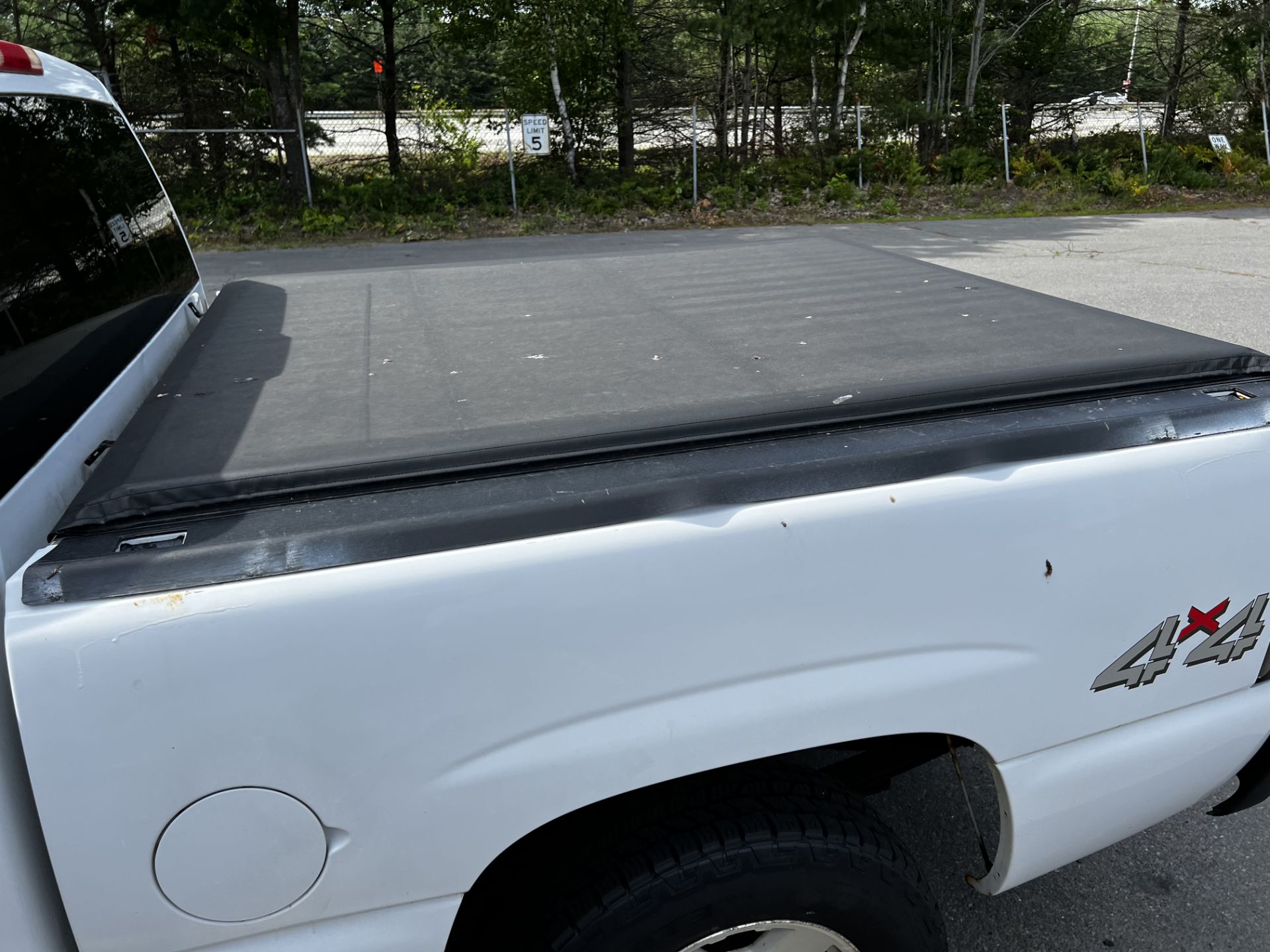 2006 Chev 1500, 4 Door, 4x4 Pickup w/Plow, Auto, A/C, Bed Tonneau Cover, ODOM: 112,487, VIN: - Image 2 of 6