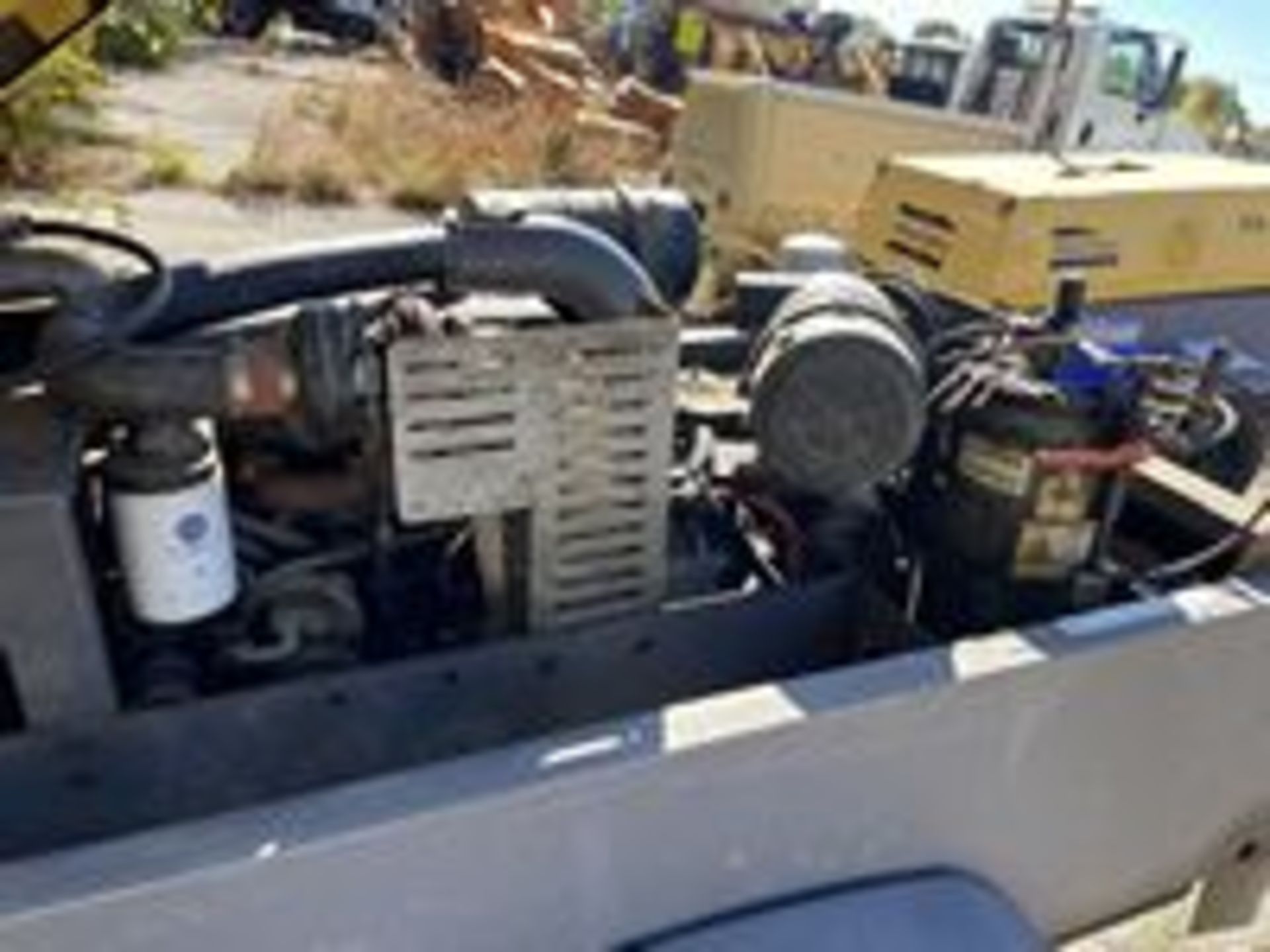 Atlas Copco XAS 185 JD7 Towable Air Compressor, Pintle Hitch, 49 HP, Hrs: 11,288 (STARTS) - Image 5 of 5