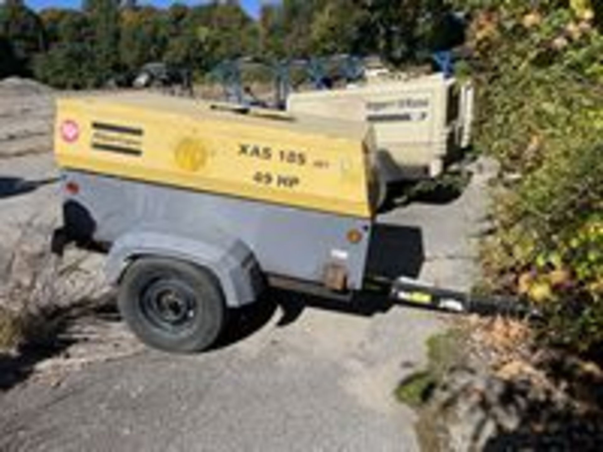 Atlas Copco XAS 185 JD7 Towable Air Compressor, Pintle Hitch, 49 HP, Hrs: 11,288 (STARTS)