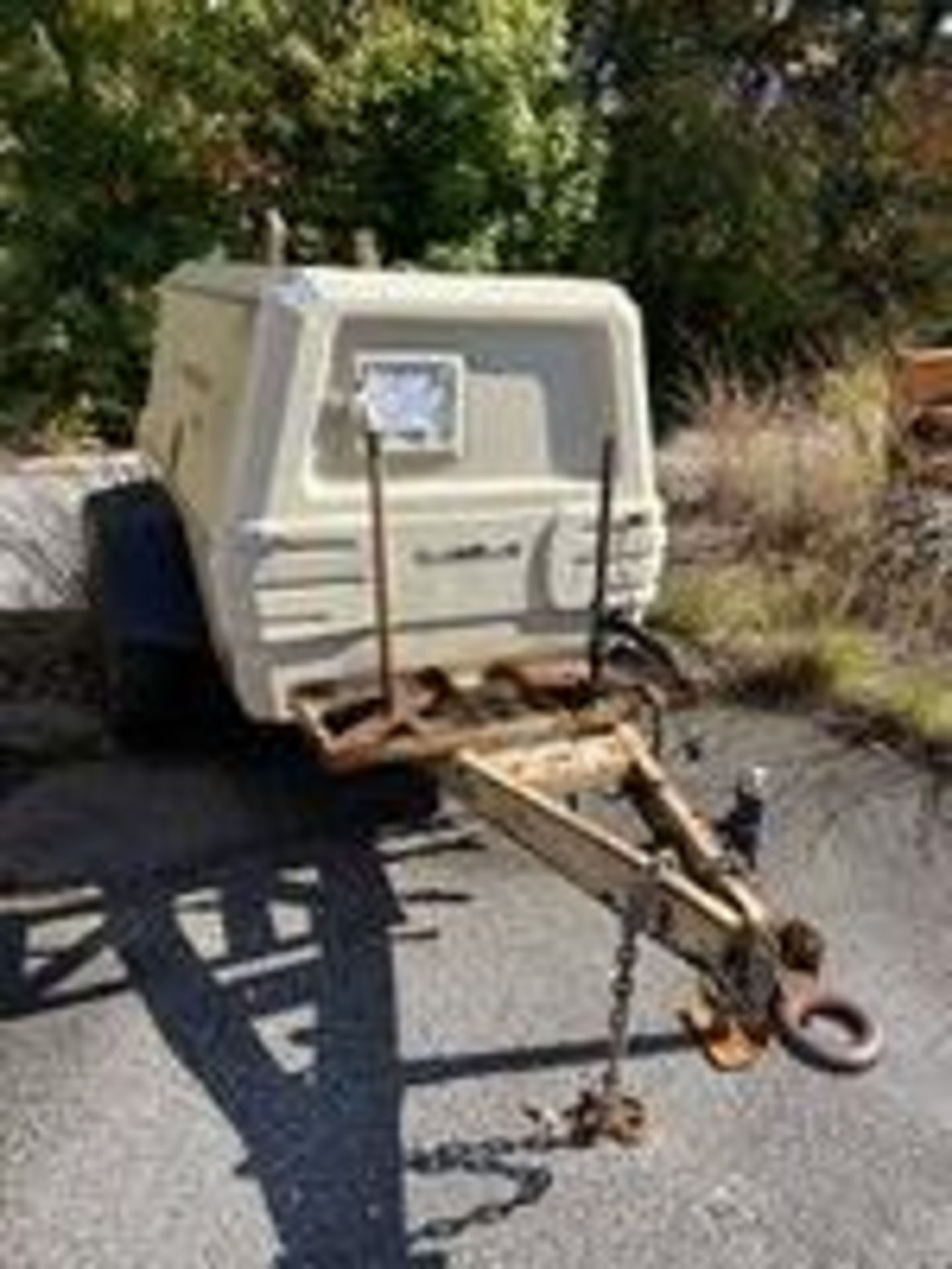 2010 Ingersoll Rand #P185, Towable Air Compressor, Pintle Hitch, John Deere Diesel Motor, Vin#: