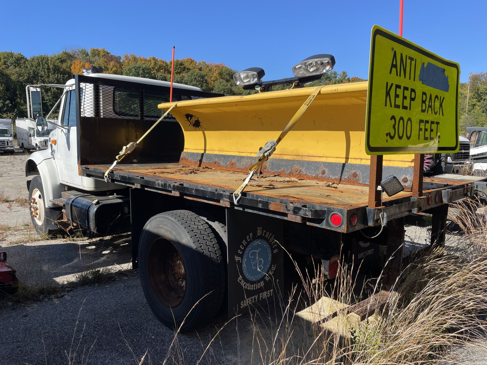 2007 International 8600 6 Wheel Daycab Tractor, 4 x 2, Cummins Diesel Motor, Odom: 416,976, Vin#: - Image 4 of 19