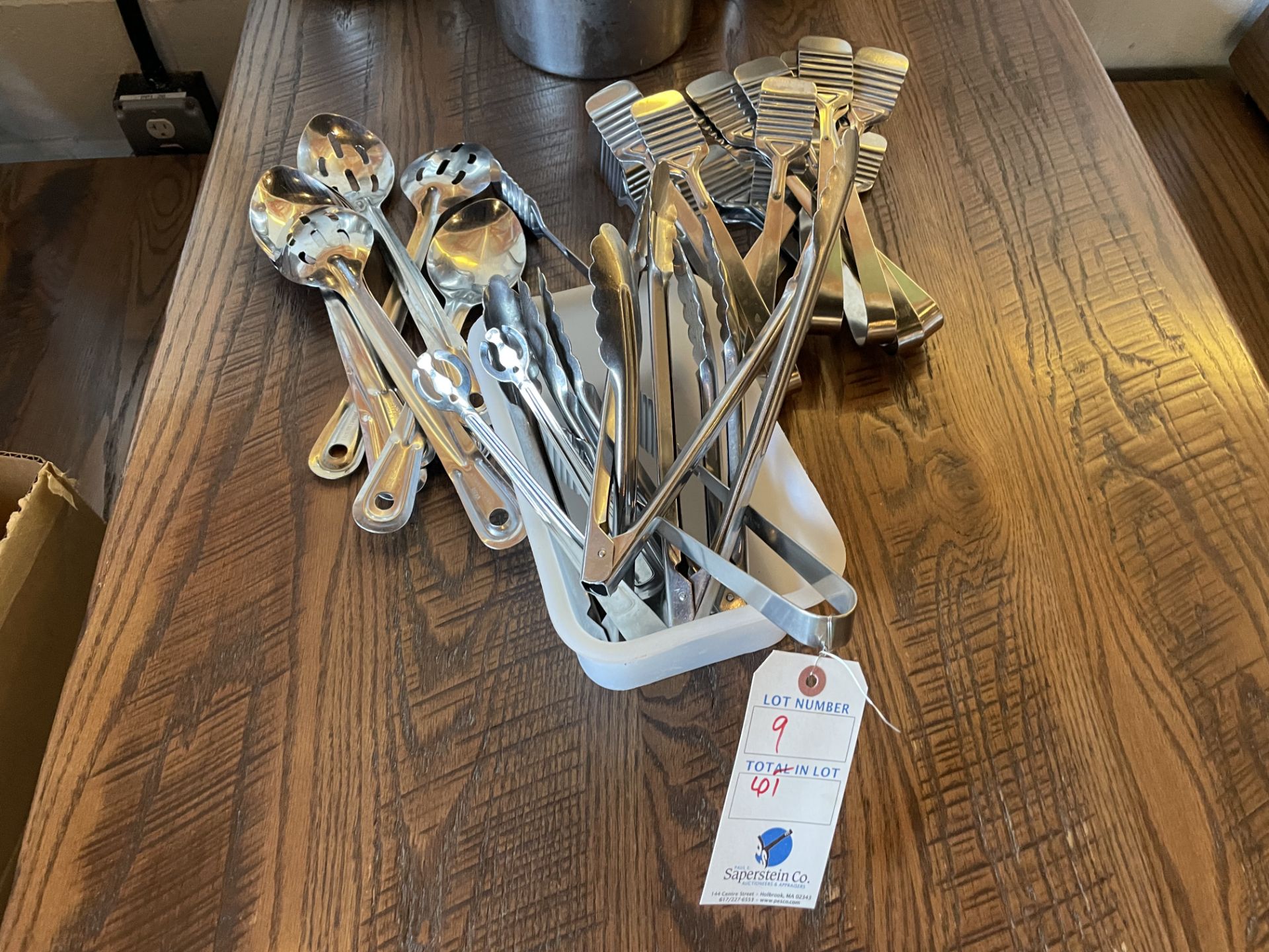 {LOT} Asst. SS Tons & Serving Spoons