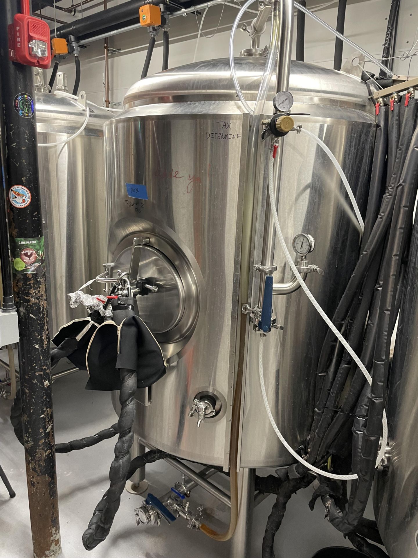 Craft Kettle 10 Bbl Jacketed Brite Tank, Sku#: BT-JI-BBL-010-STD (SEE PICTURE #2 WHICH HAS FURTHER
