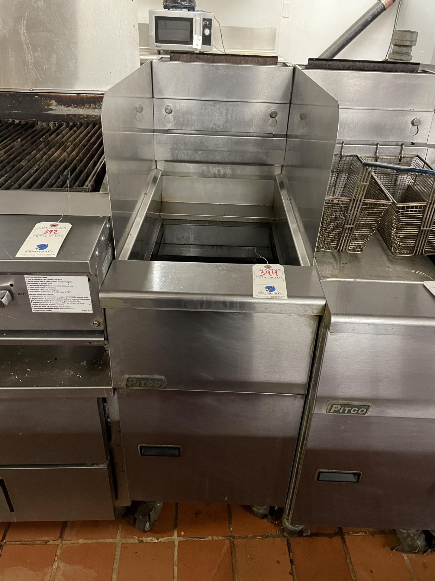 Pitco 14" SS Port. Gas Fryer, Has Oil No Baskets