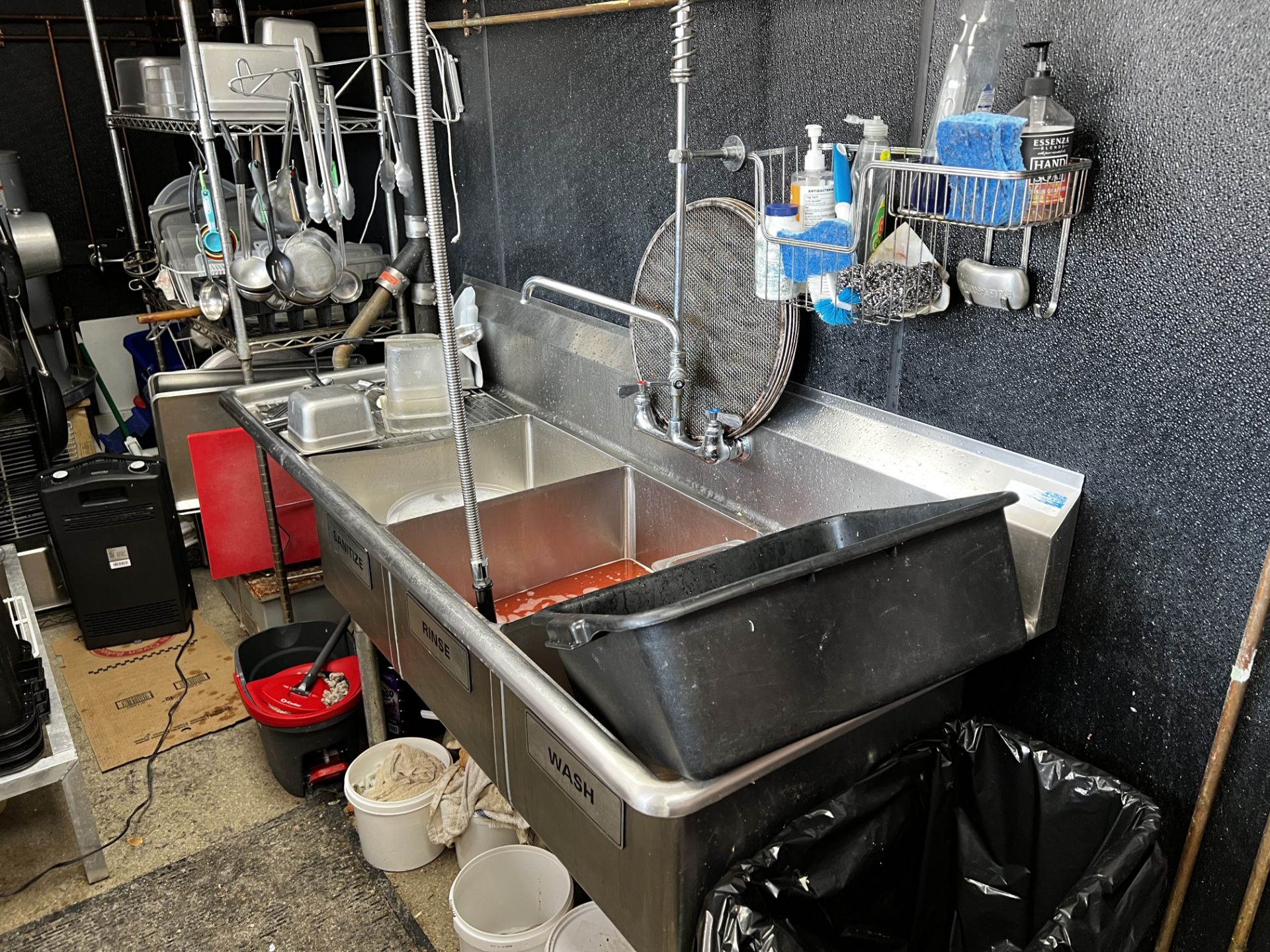 3 Compartment Stainless Steel Sink w/Trap