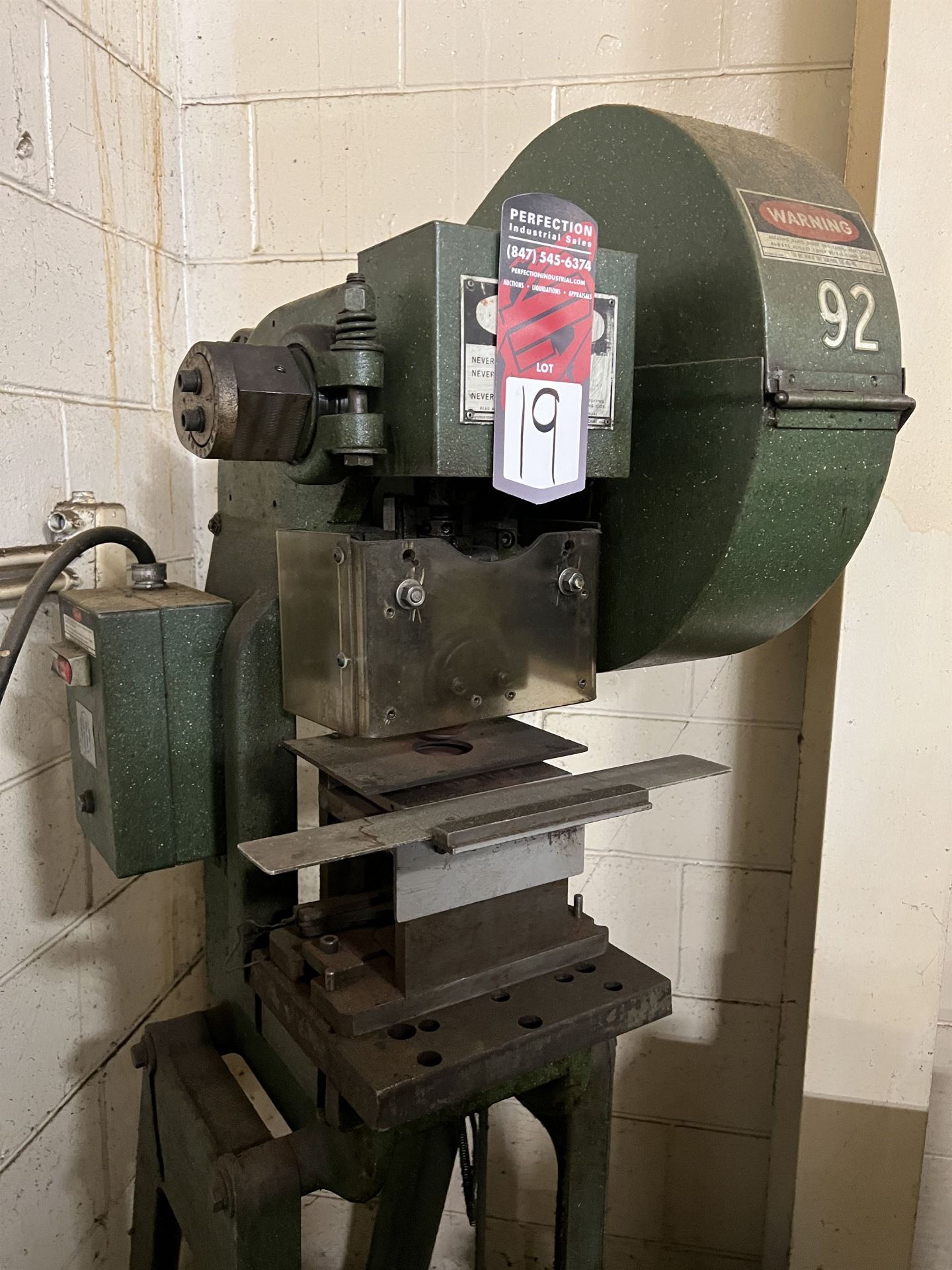 ROUSSELLE No. 0E Punch Press, s/n 22571, 5 Ton, 1-1/4" Stroke, 1" Adj, 9" Shut Height, 200 SPM (This - Image 2 of 6