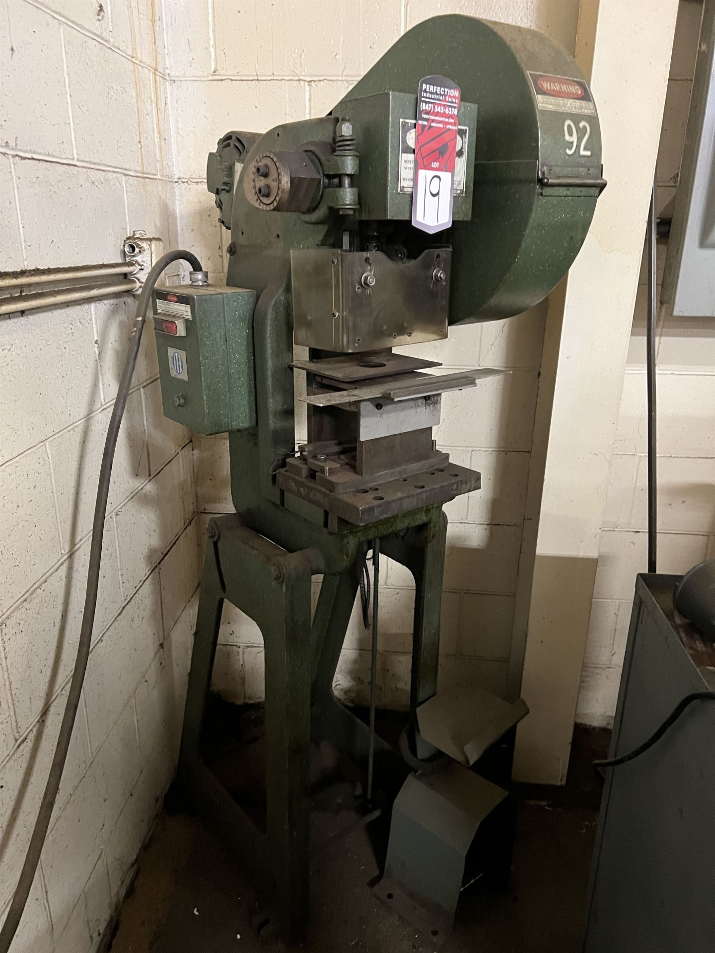 ROUSSELLE No. 0E Punch Press, s/n 22571, 5 Ton, 1-1/4" Stroke, 1" Adj, 9" Shut Height, 200 SPM (This