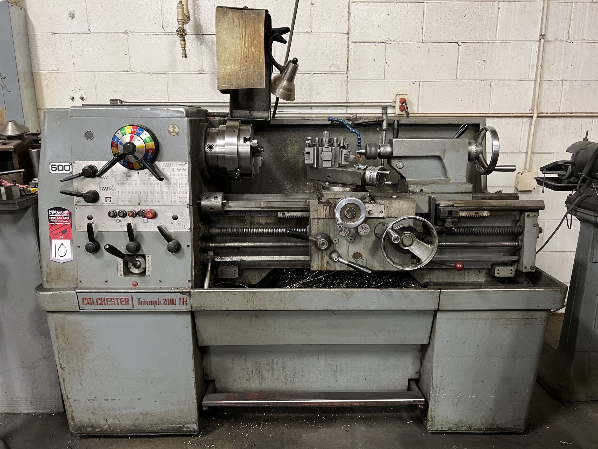 CLAUSING COLCHESTER TRIUMPH 2000 TR Lathe, s/n na, 25-2000 RPM, 8" 3-Jaw Chuck, Tool Post, Tailstock