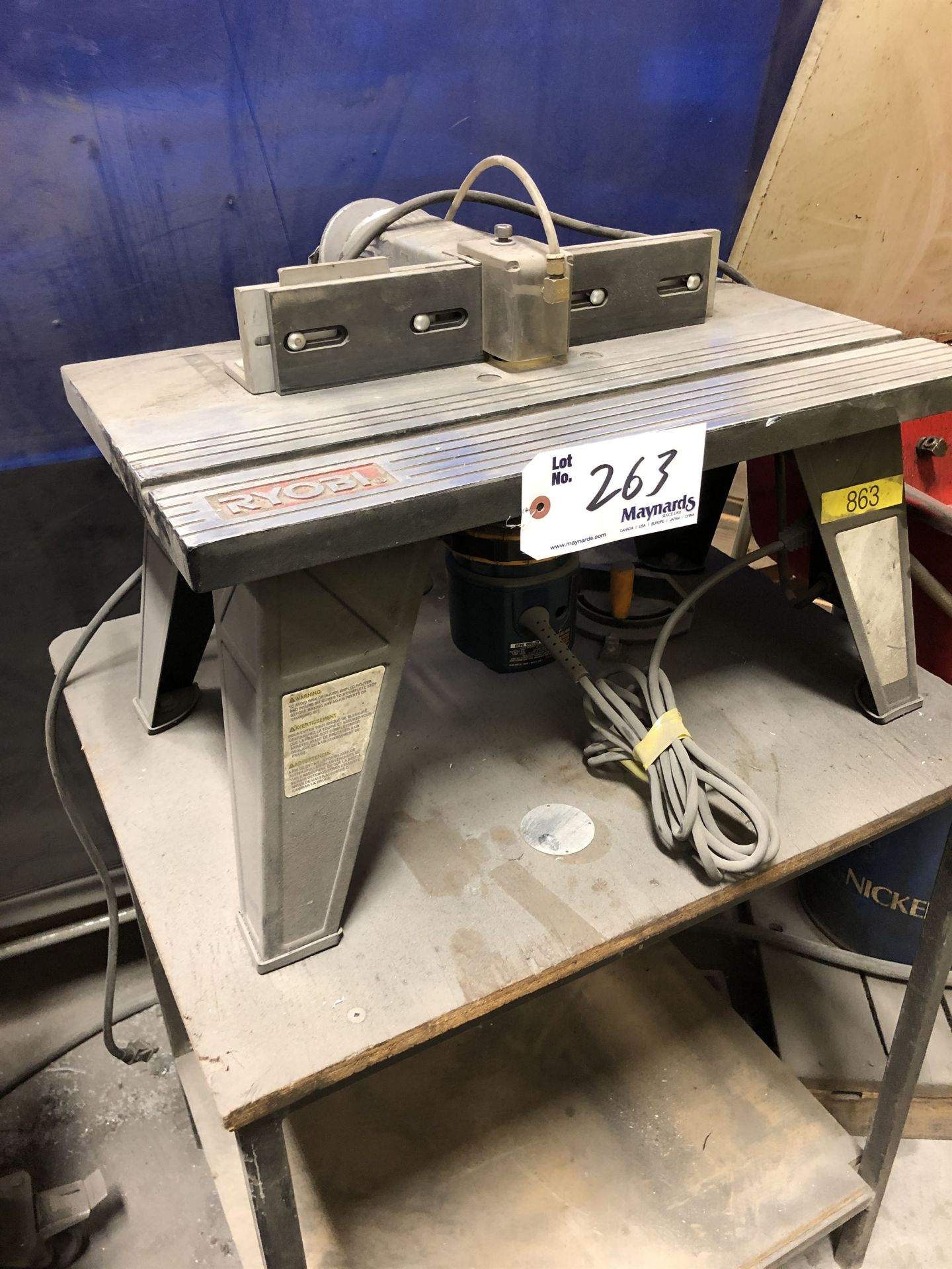 Ryobi R161 Router w/ 24" x 14" Table