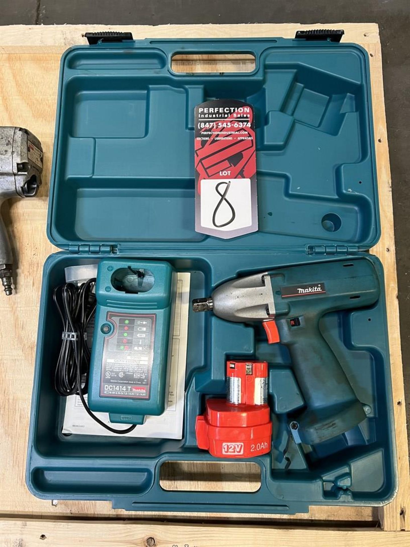 MAKITA 6911HD Square Drive 1/2" Cordless Impact w/ Battery, Charger and Case