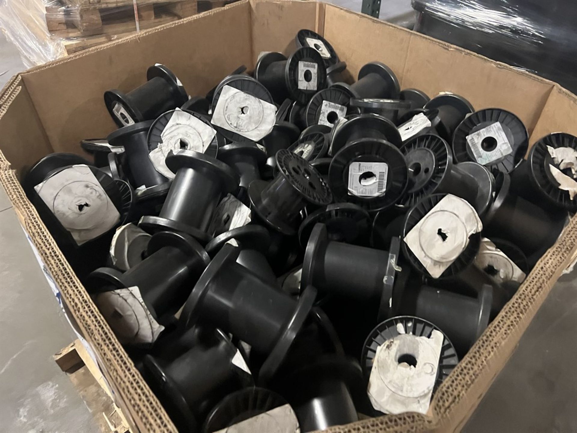 Lot of (255) R-6 6" Reels - Image 2 of 2