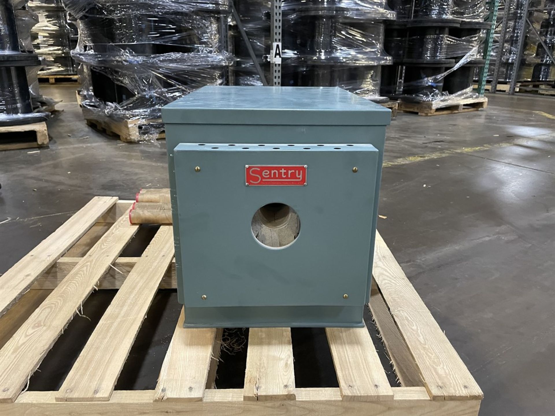 SENTRY Size 7 AV Electric Furnace, s/n B12594, 1400C Max Temp, 220V