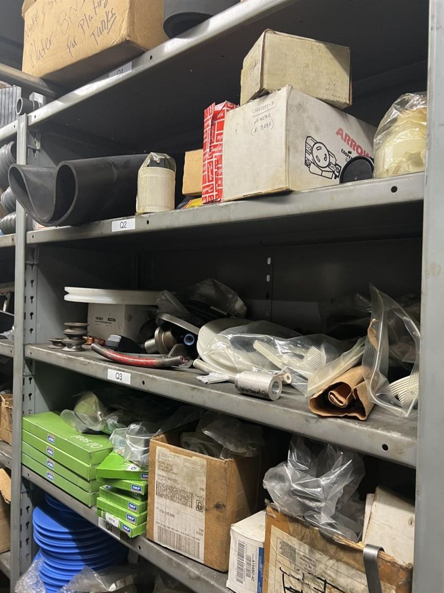 Maintenance Crib- Row of Shop Shelving w/ Contents Including Pulleys, Sleeves, Seals, Air wipes, - Image 12 of 22