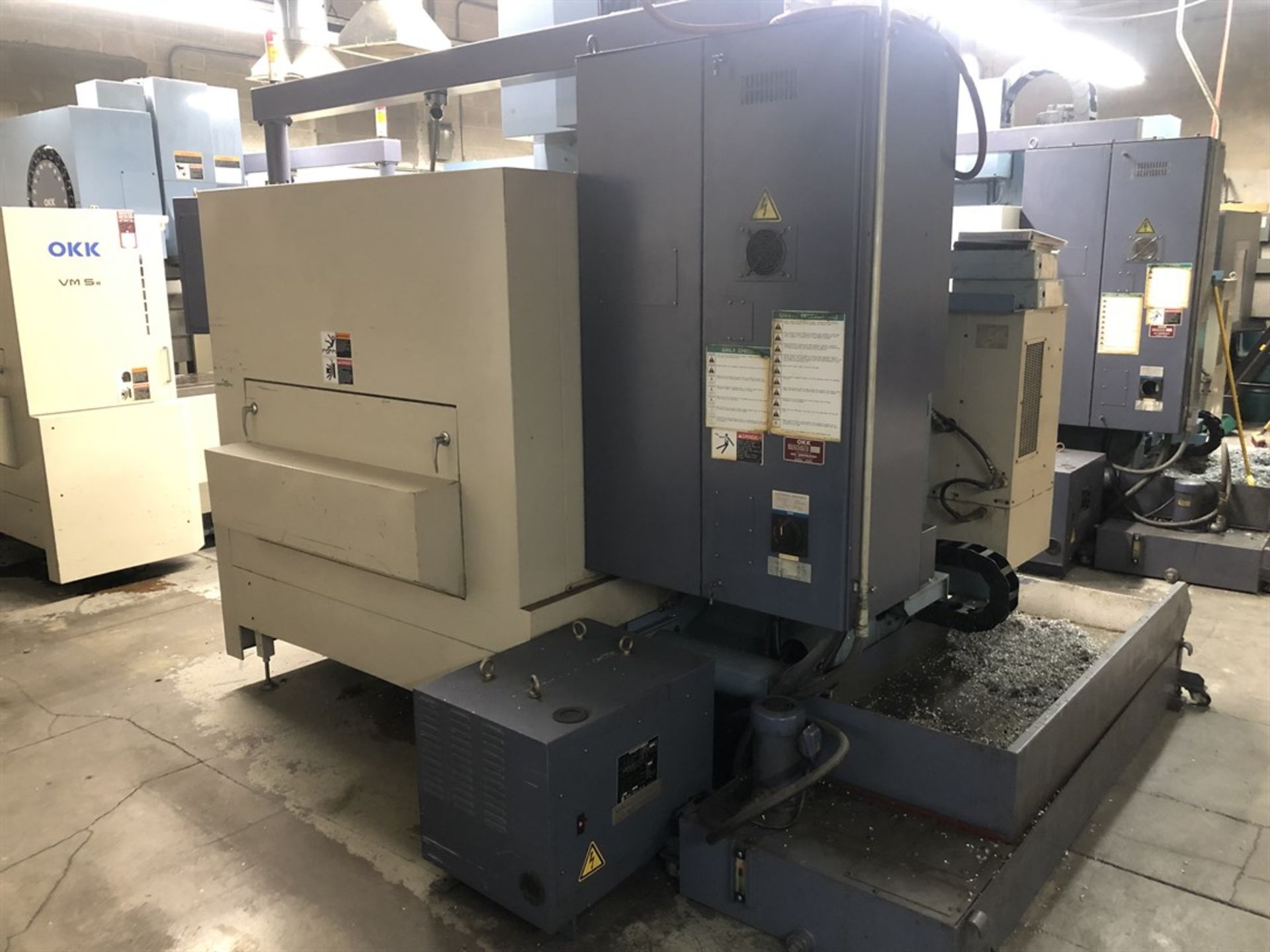 OKK VM5II Vertical Machining Center, s/n, 451, Neomatic 635 Control, 22” x 41” Table, CT40 Spindle - Image 3 of 10