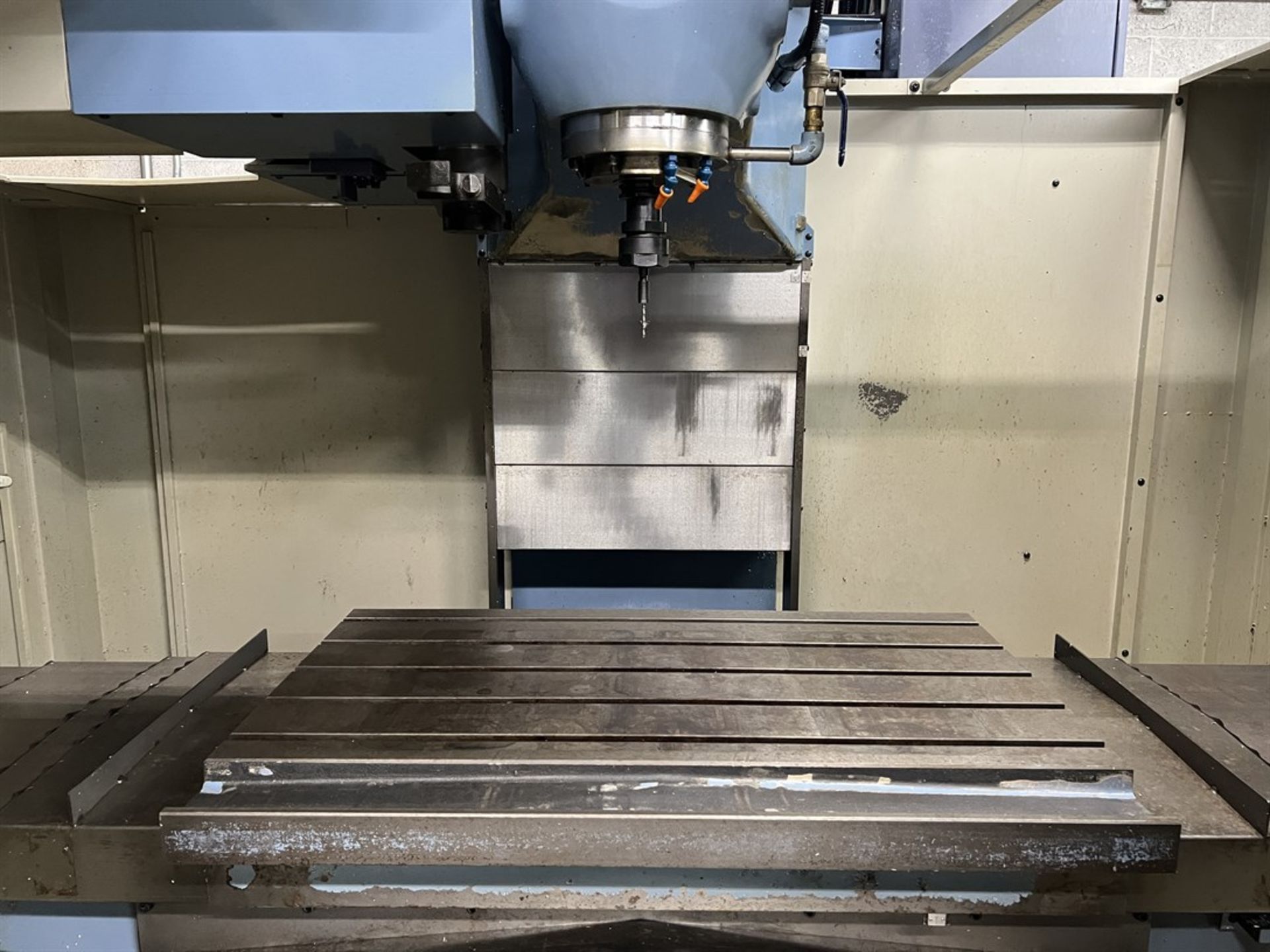 OKK VM5II Vertical Machining Center, s/n 452, Neomatic 635 Control, 22” x 41” Table, CT40 Spindle - Image 2 of 10