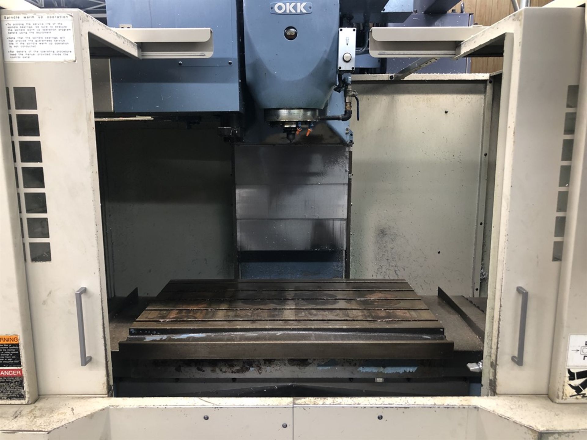 OKK VM5II Vertical Machining Center, s/n, 434, Neomatic 635 Control, 22” x 41” Table, CT40 Spindle - Image 6 of 11