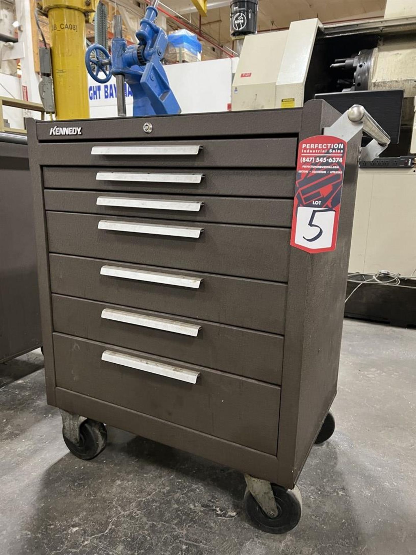 KENNEDY Rolling Tool Chest